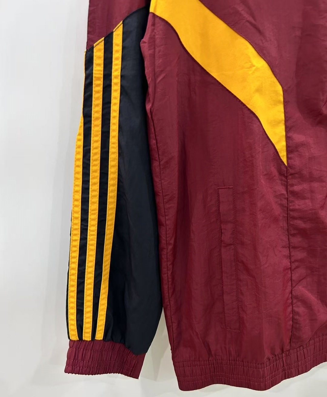 25/26 Roma red windbreaker S-XXL