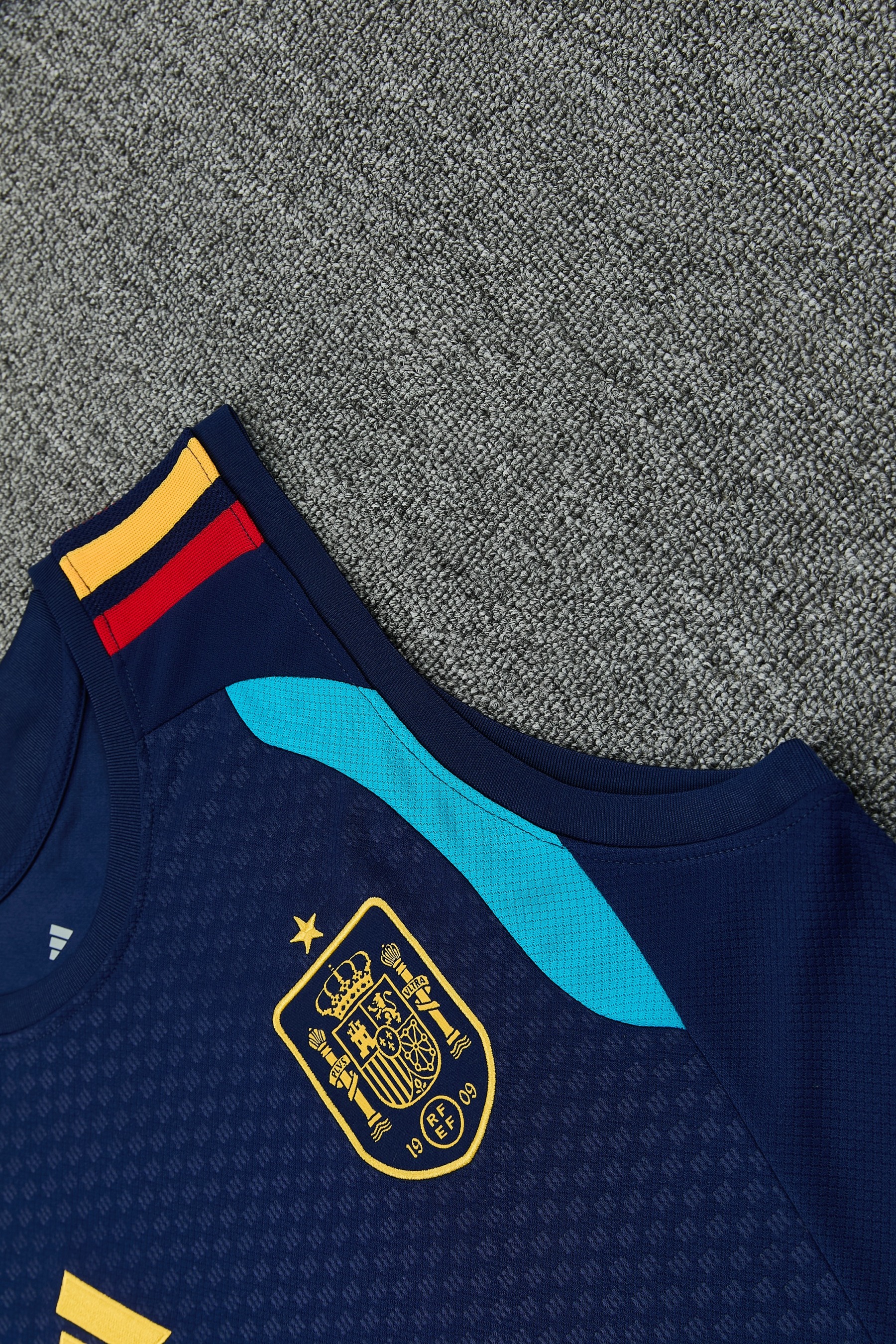 2026 Spain royal blue vest training suit S-XXL