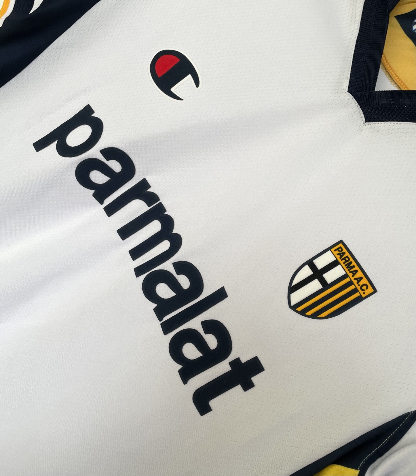 03/04 Parma away retro version S-XXL