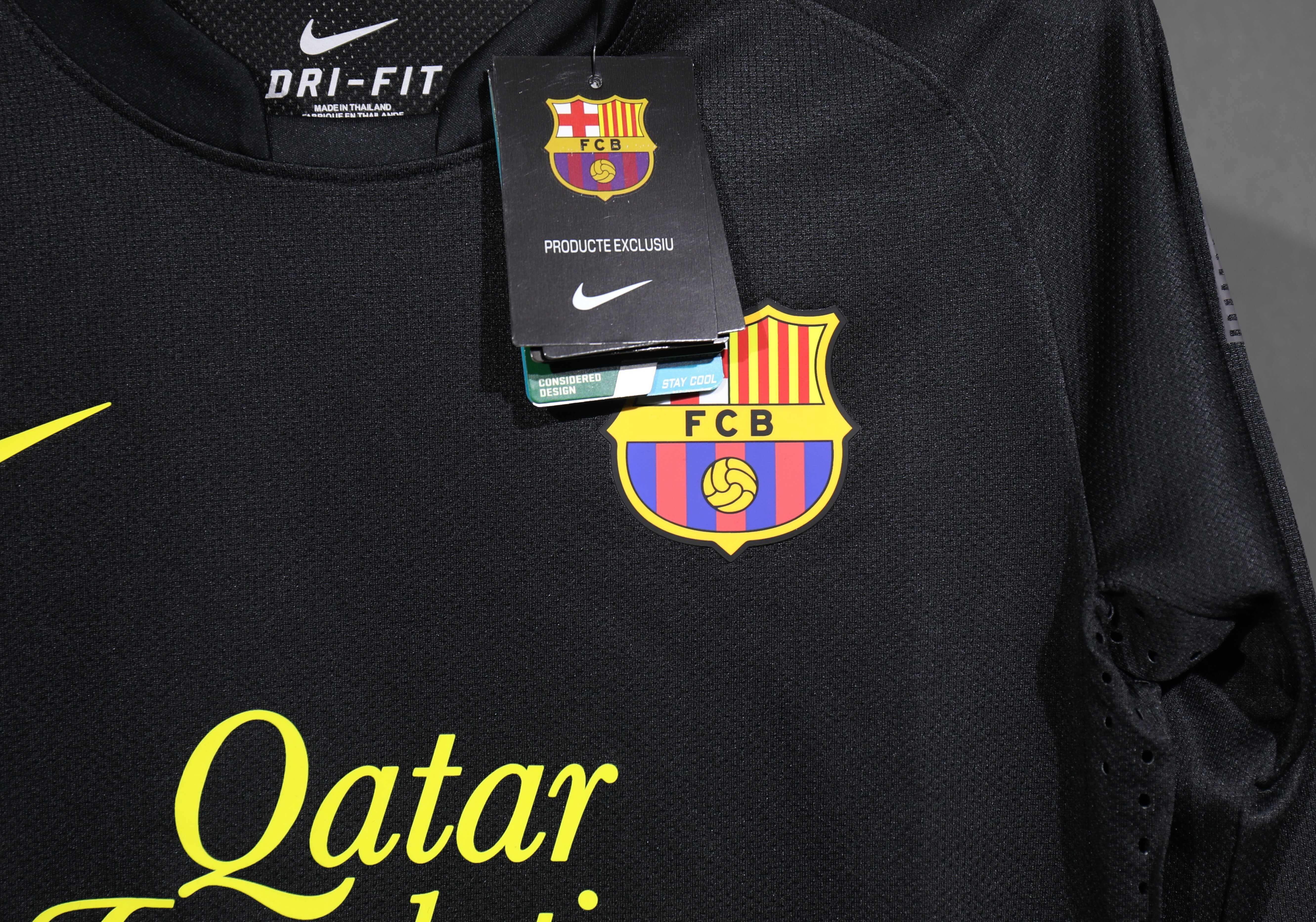 Retro 11/12 Barcelona Away long sleeve player version Size S-3XL
