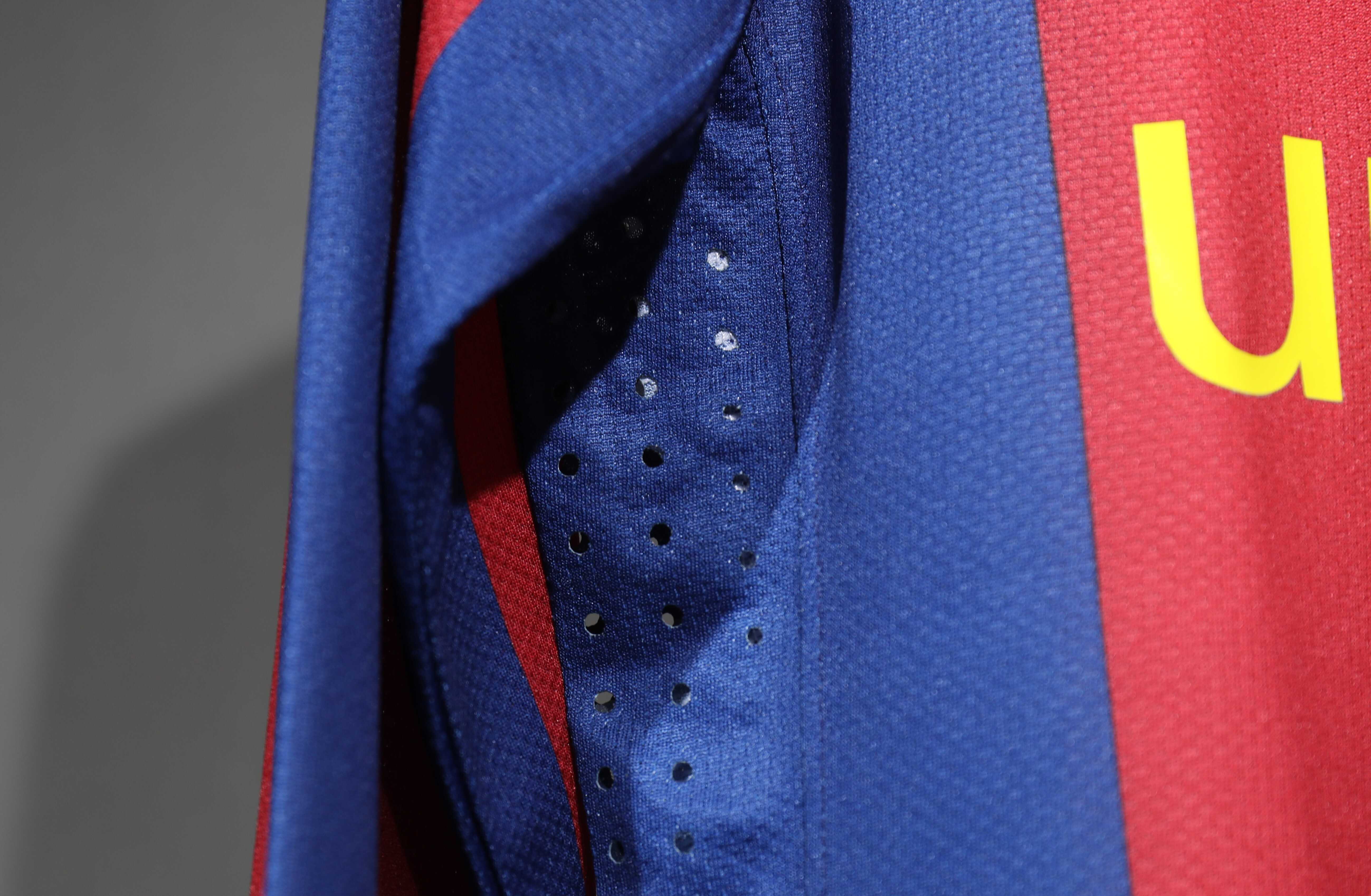 Retro 10/11 Barcelona Home long sleeve player version Size S-3XL
