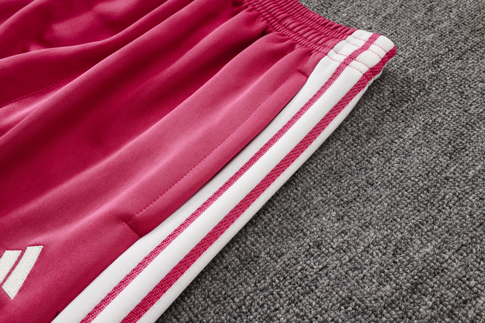 26/27 re@l Medrid pink Full-Zip Jacket Suit