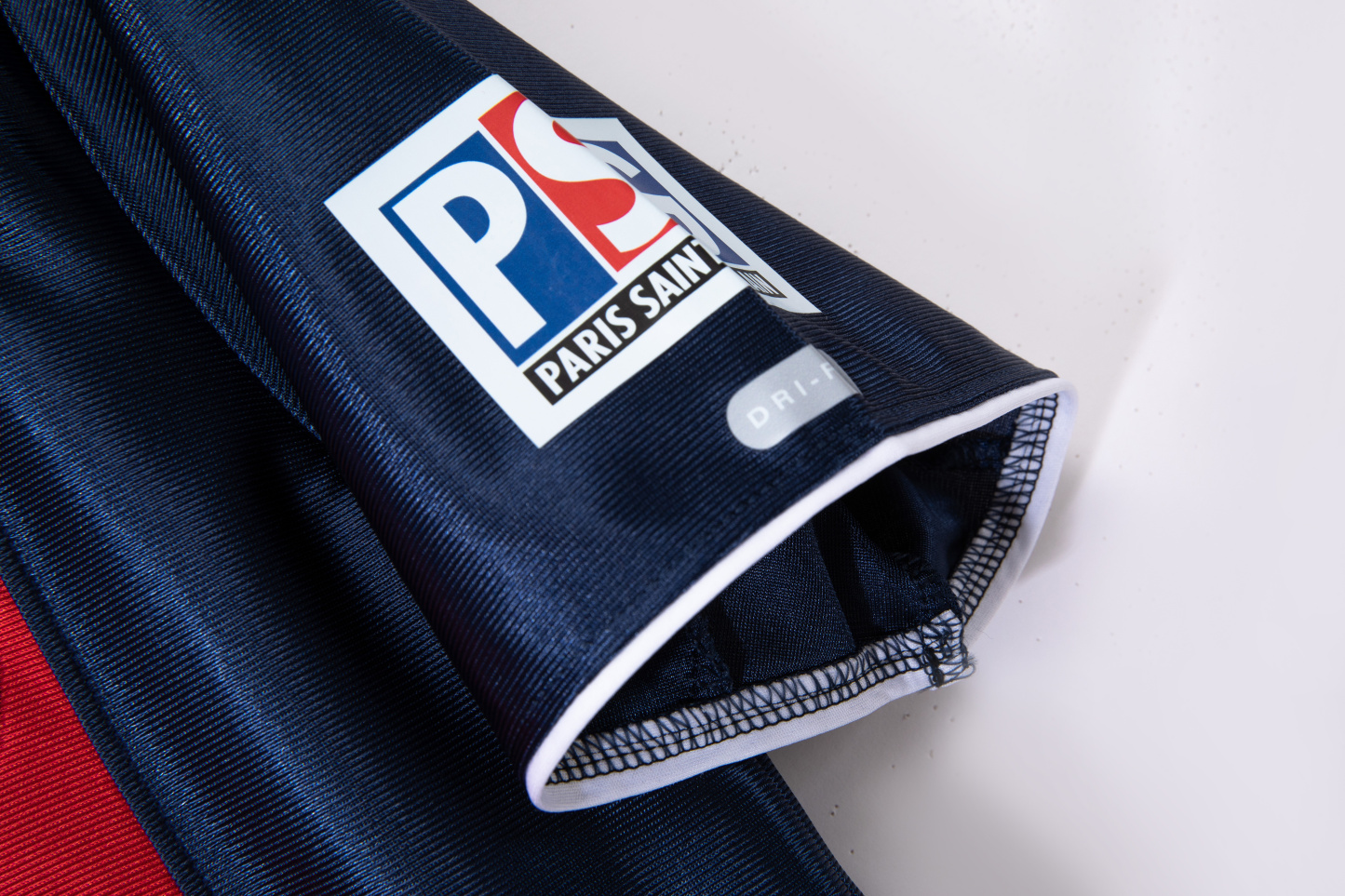 01/02 PSG home retro version S-XXL