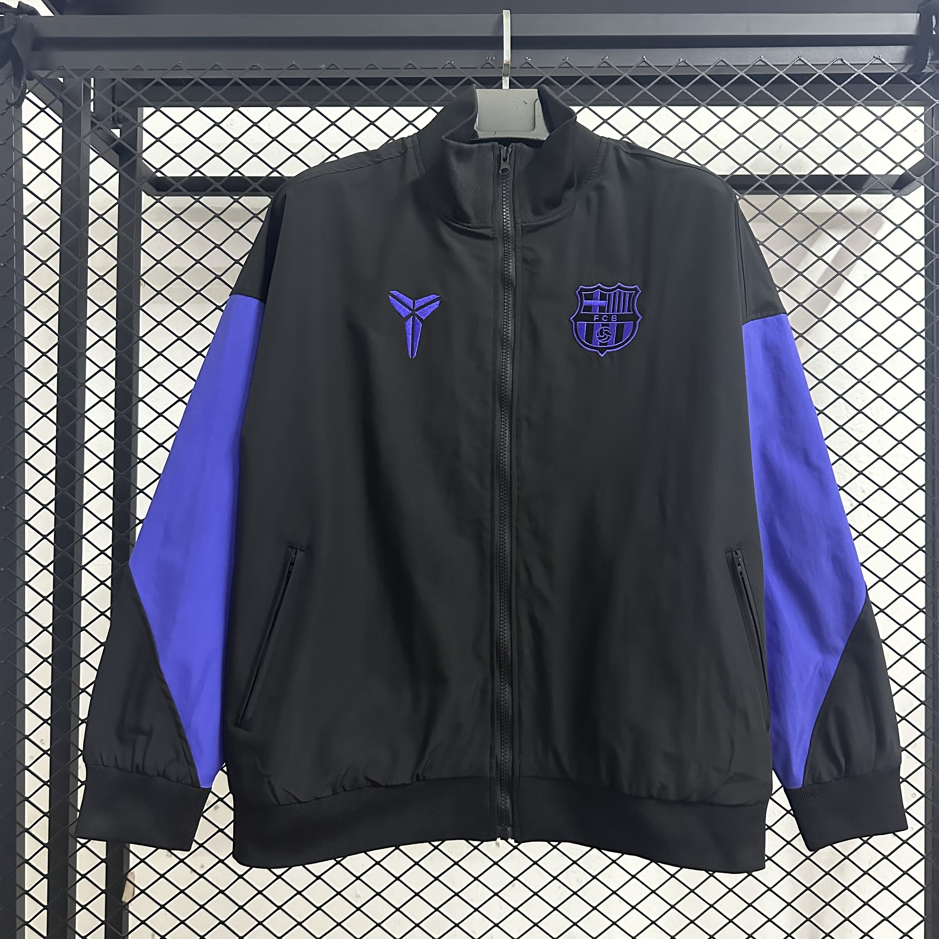 25/26 Windbreaker Barcelona training Black-Purple Waterproof thickened version S-XXL