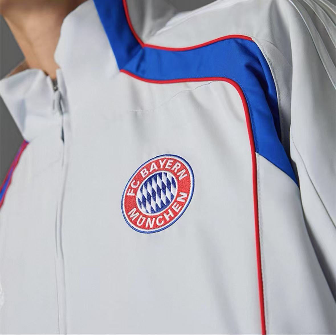 retro Windbreaker Bayern training silver Waterproof thickened version S-XXL