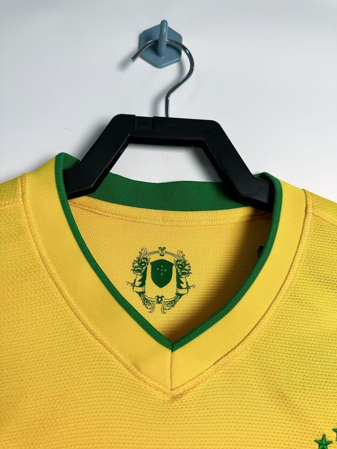Retro 12/13 Brazil home S-XXL