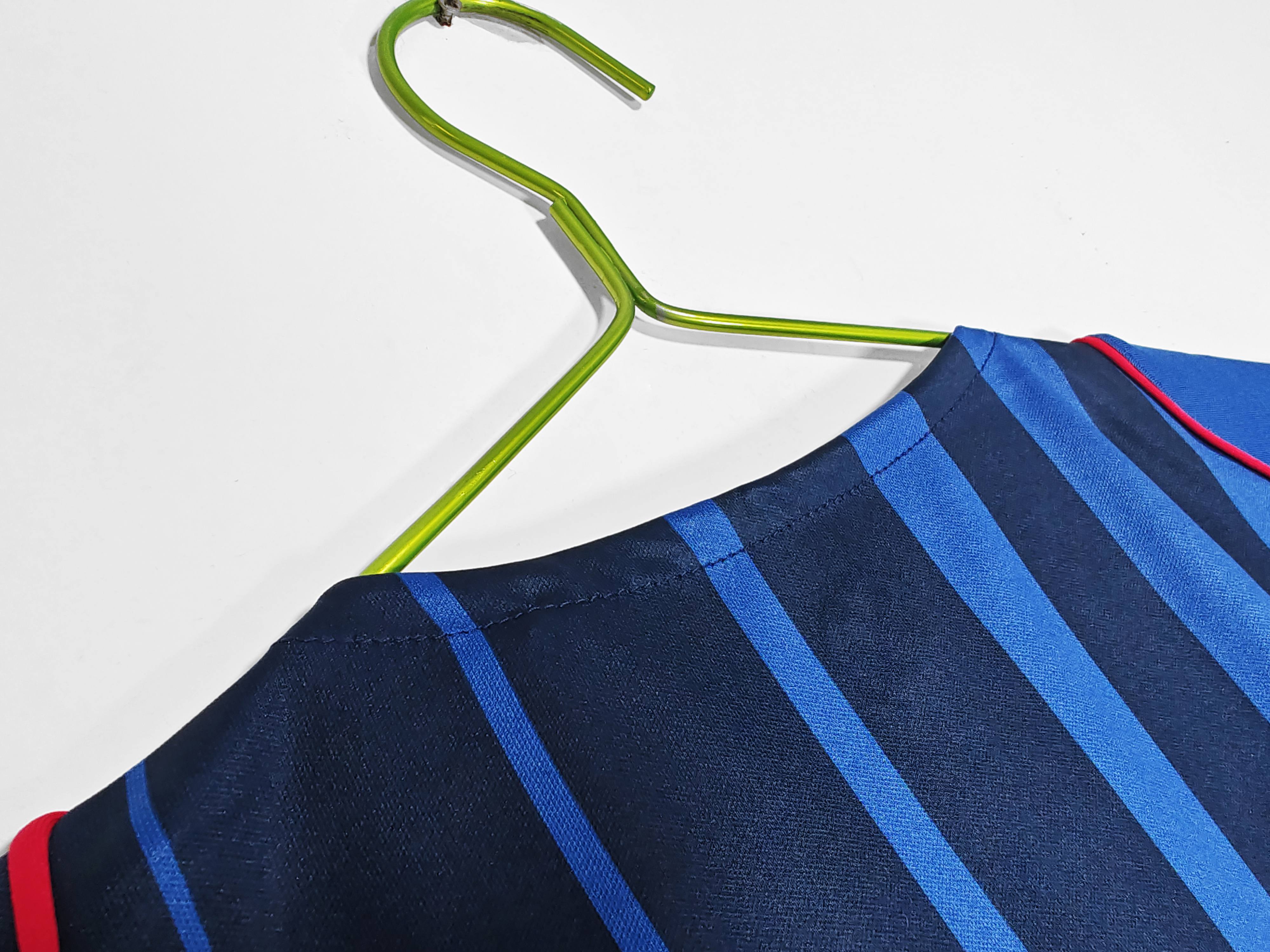 04/05 Barcelona away retro version S-XXL