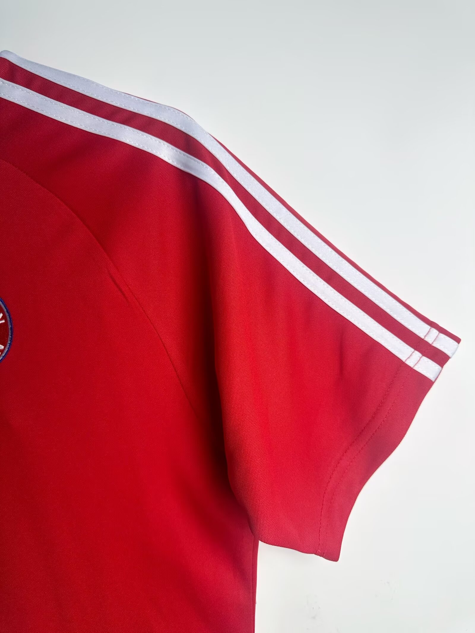 01/02 Bayern home UEFA Europa League retro version S-XXL