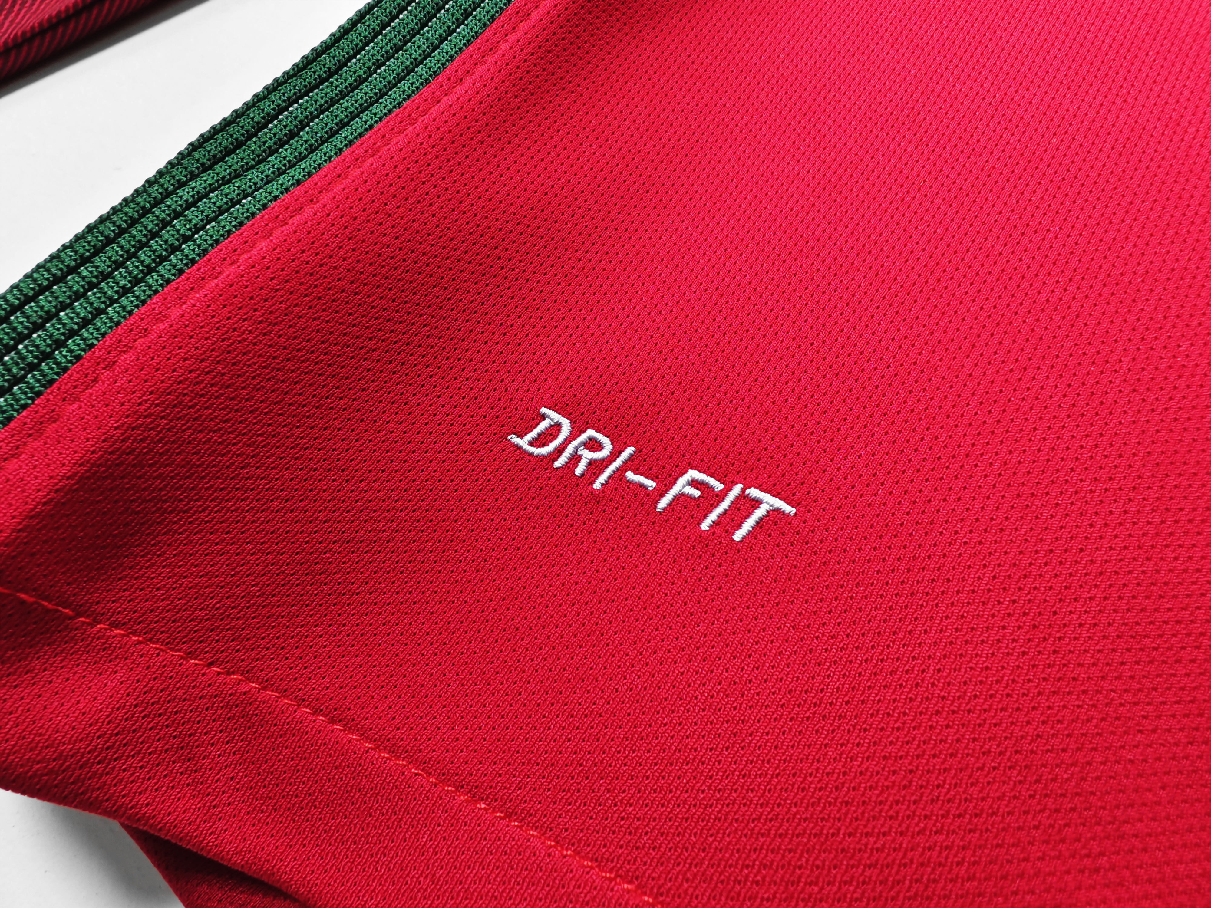 2016 Portugal home Long sleeve retro version S-XXL