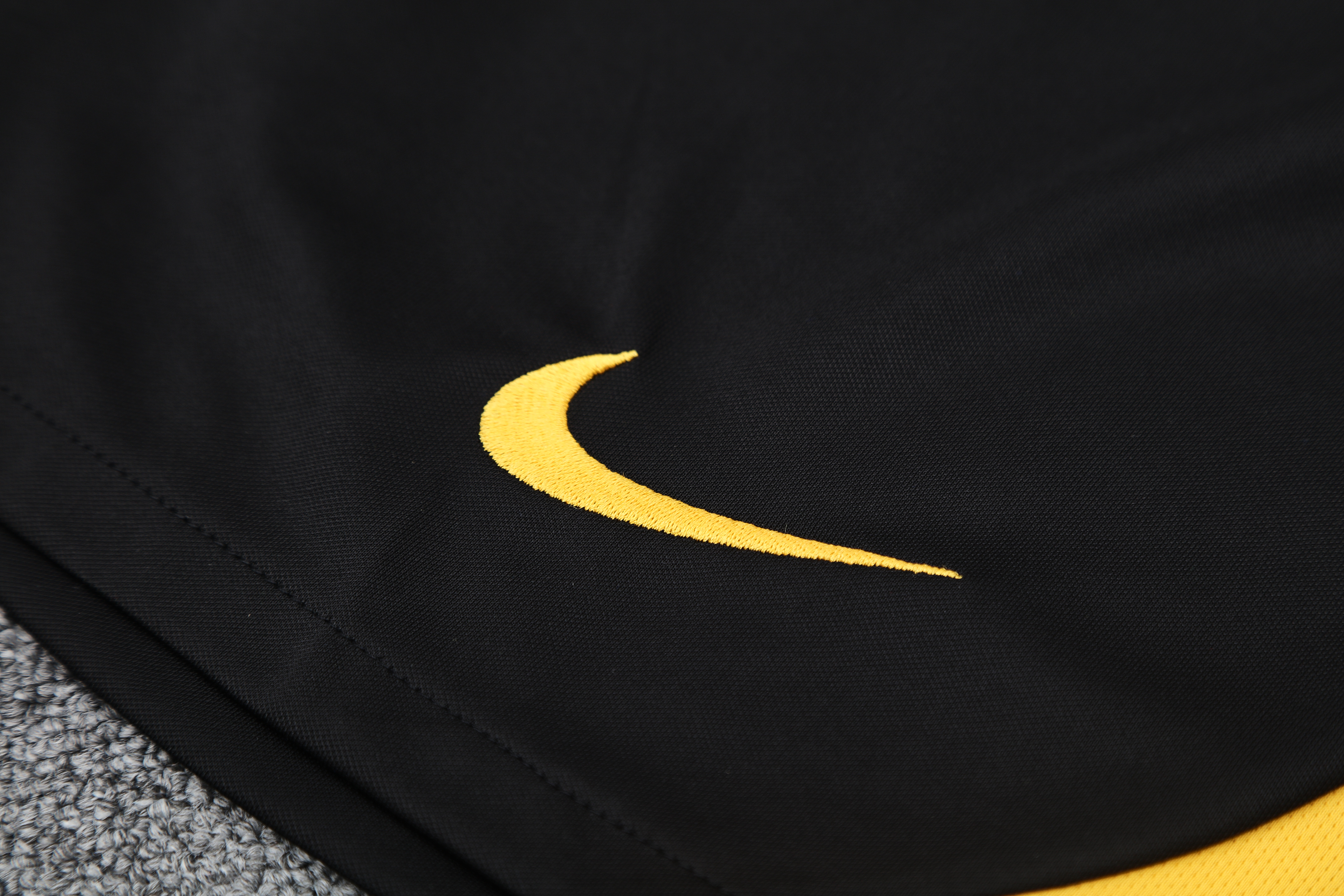 25/26 Inter Milan training blue-yellow vest set fan version S-XXL