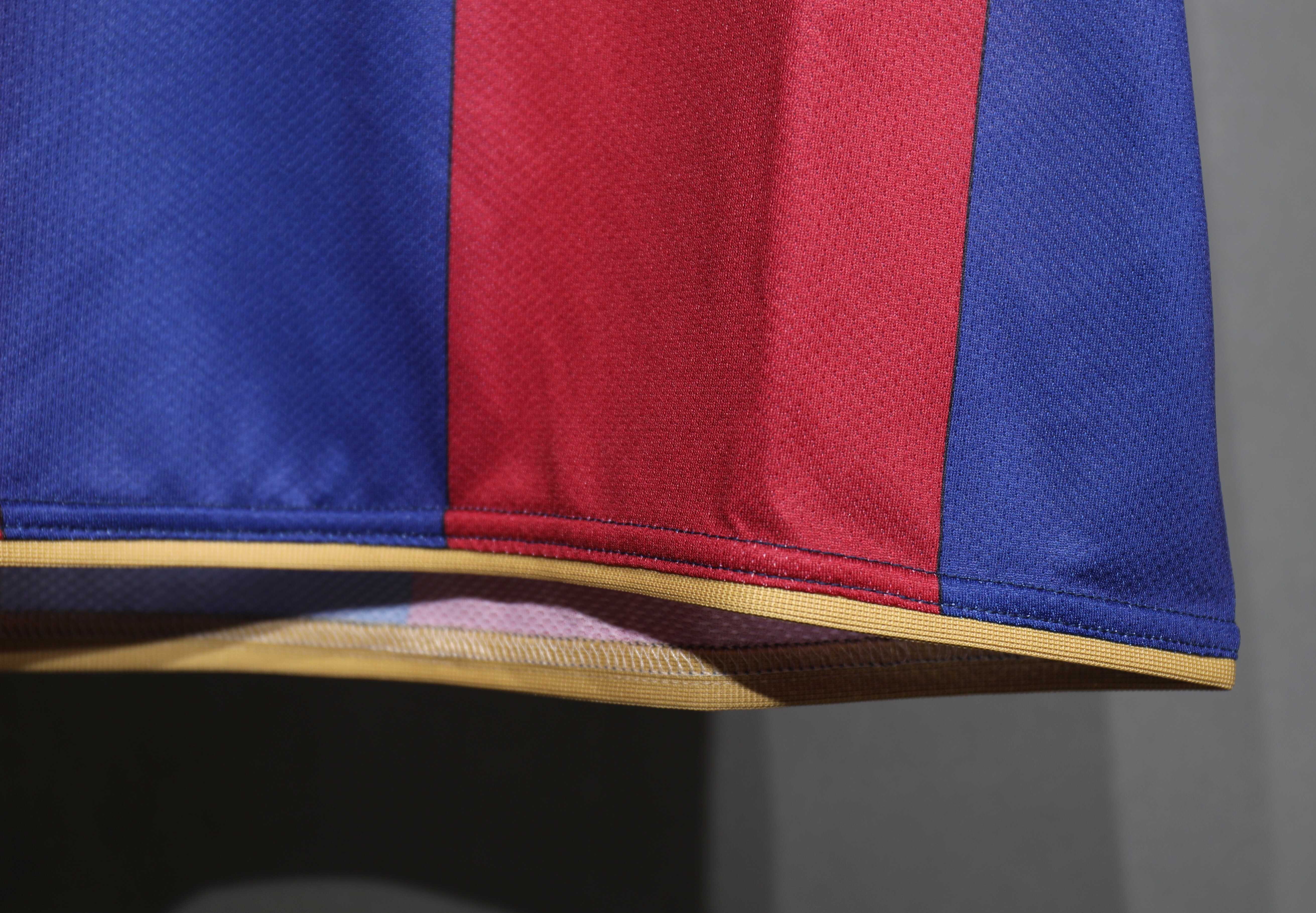 Retro 07/08 Barcelona Home player version Size S-3XL