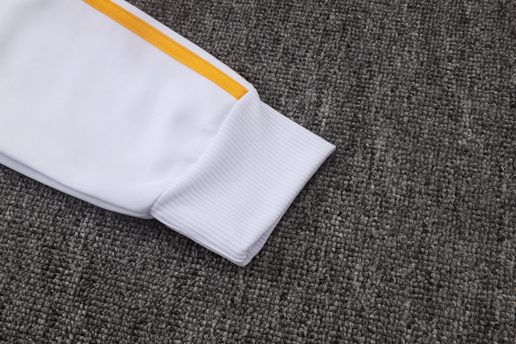26/27 re@l Medrid white Full-Zip Jacket Suit