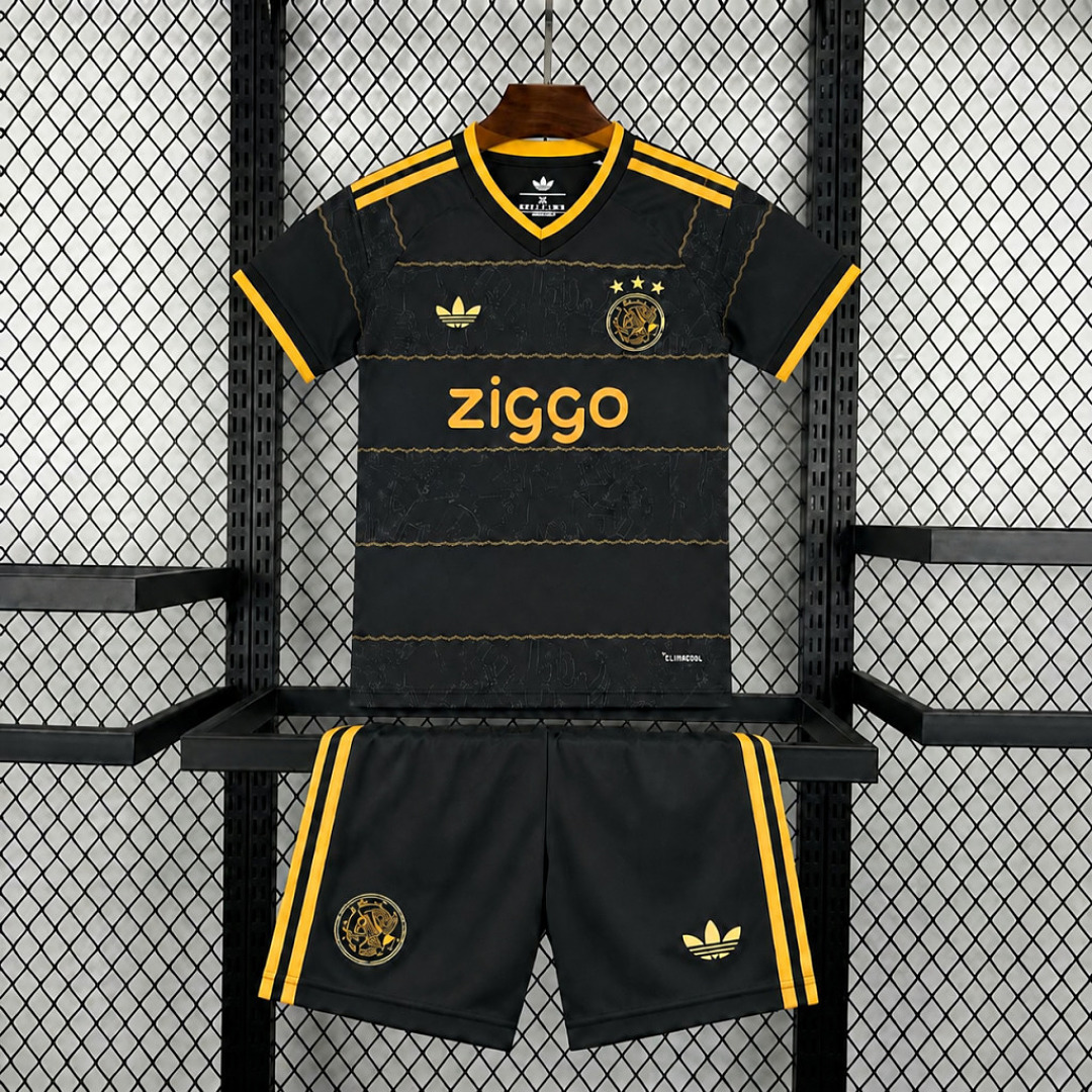26/27 AJAX away kids version size 16-28