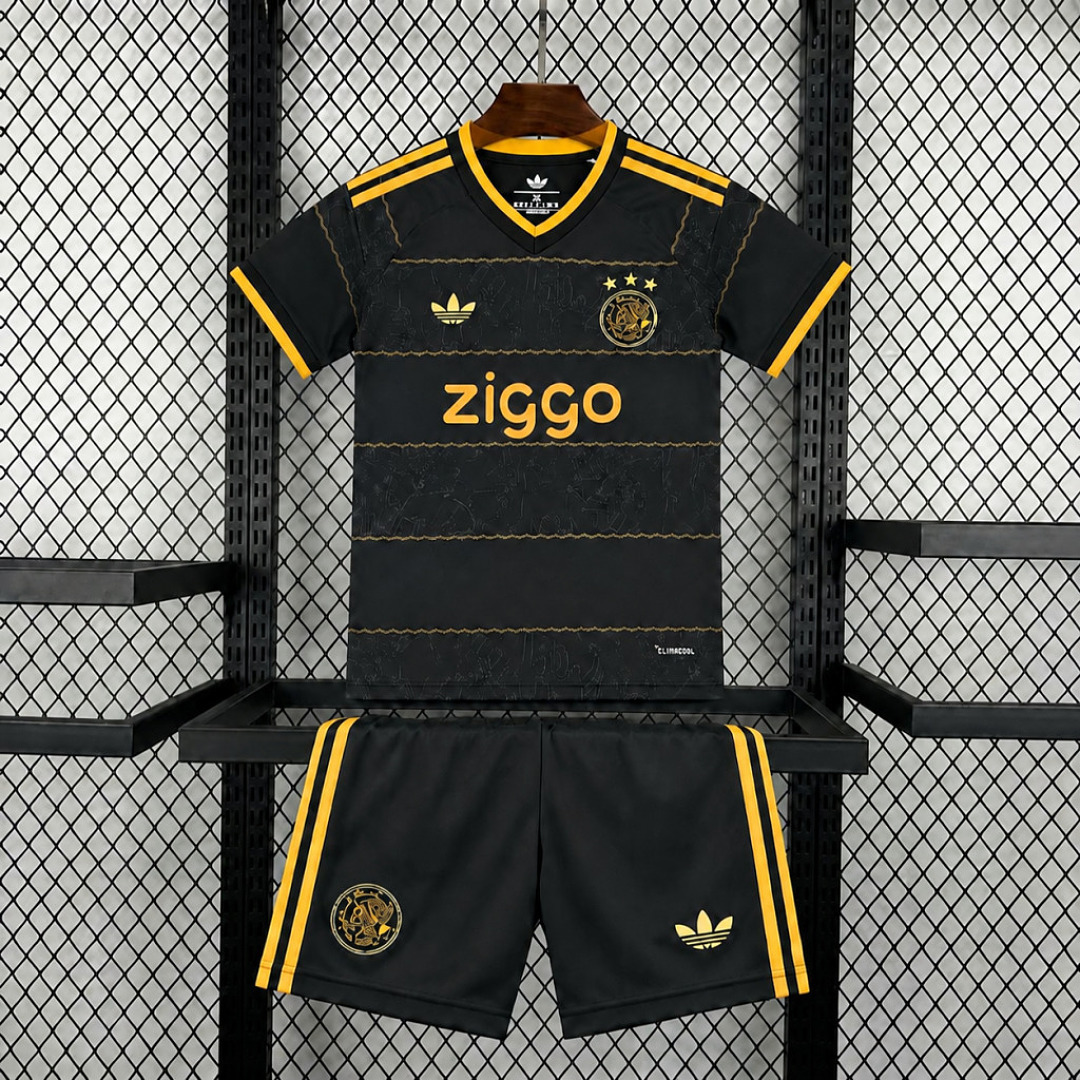 26/27 AJAX away kids version size 16-28