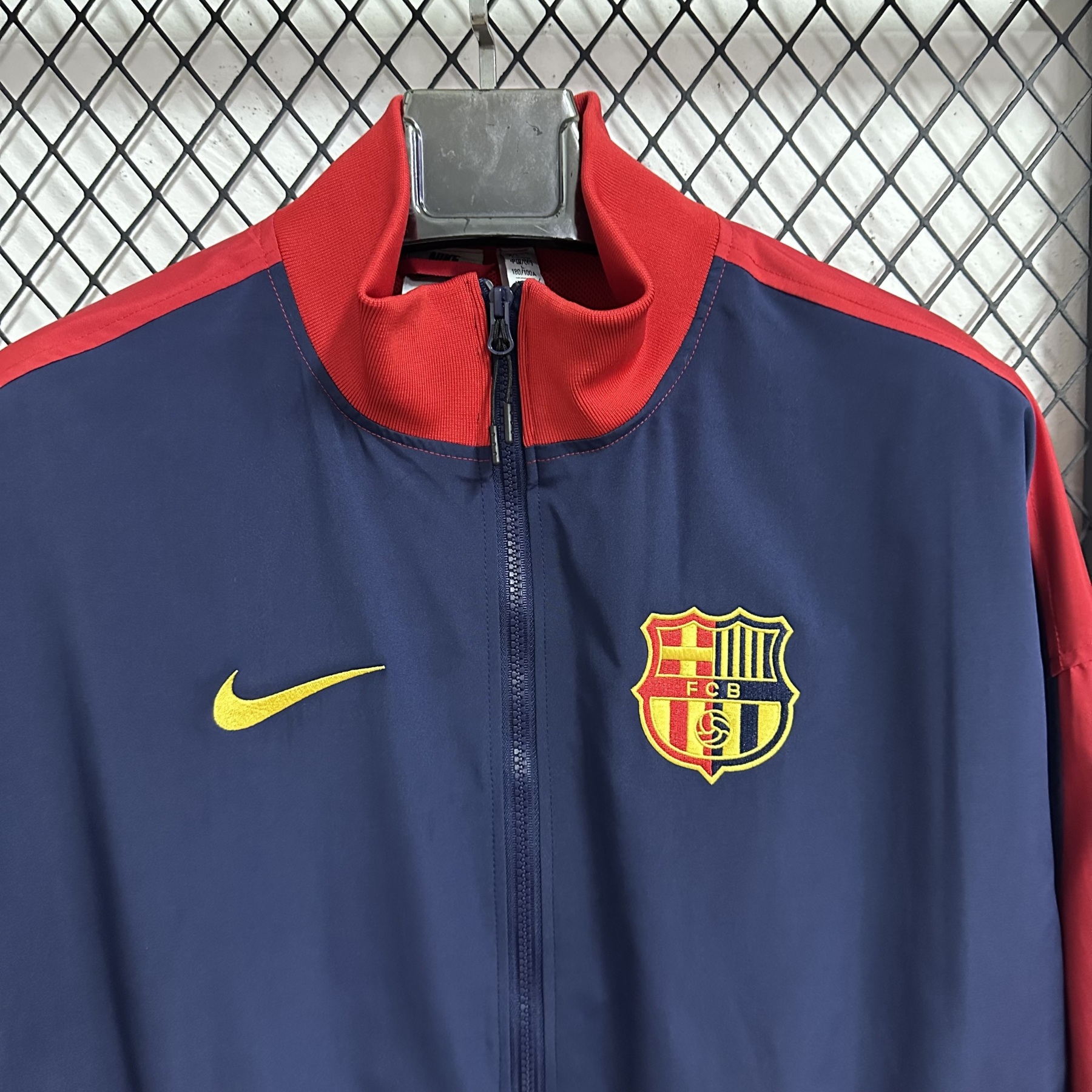 25/26 Windbreaker Barcelona training Royal Blue-Red Waterproof thickened version S-XXL