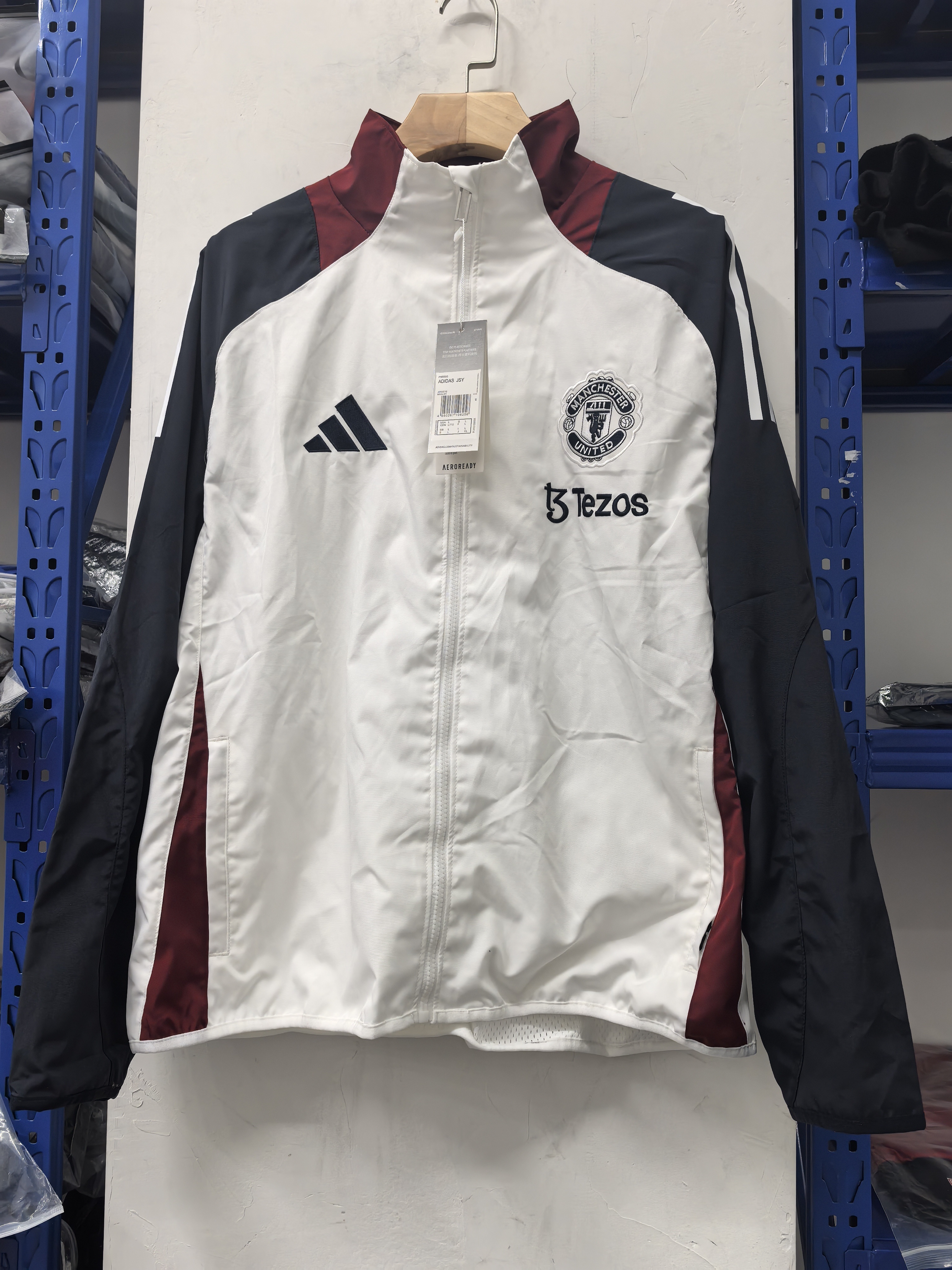 25/26 Manchester United M-U white thickened jacket S-XXL