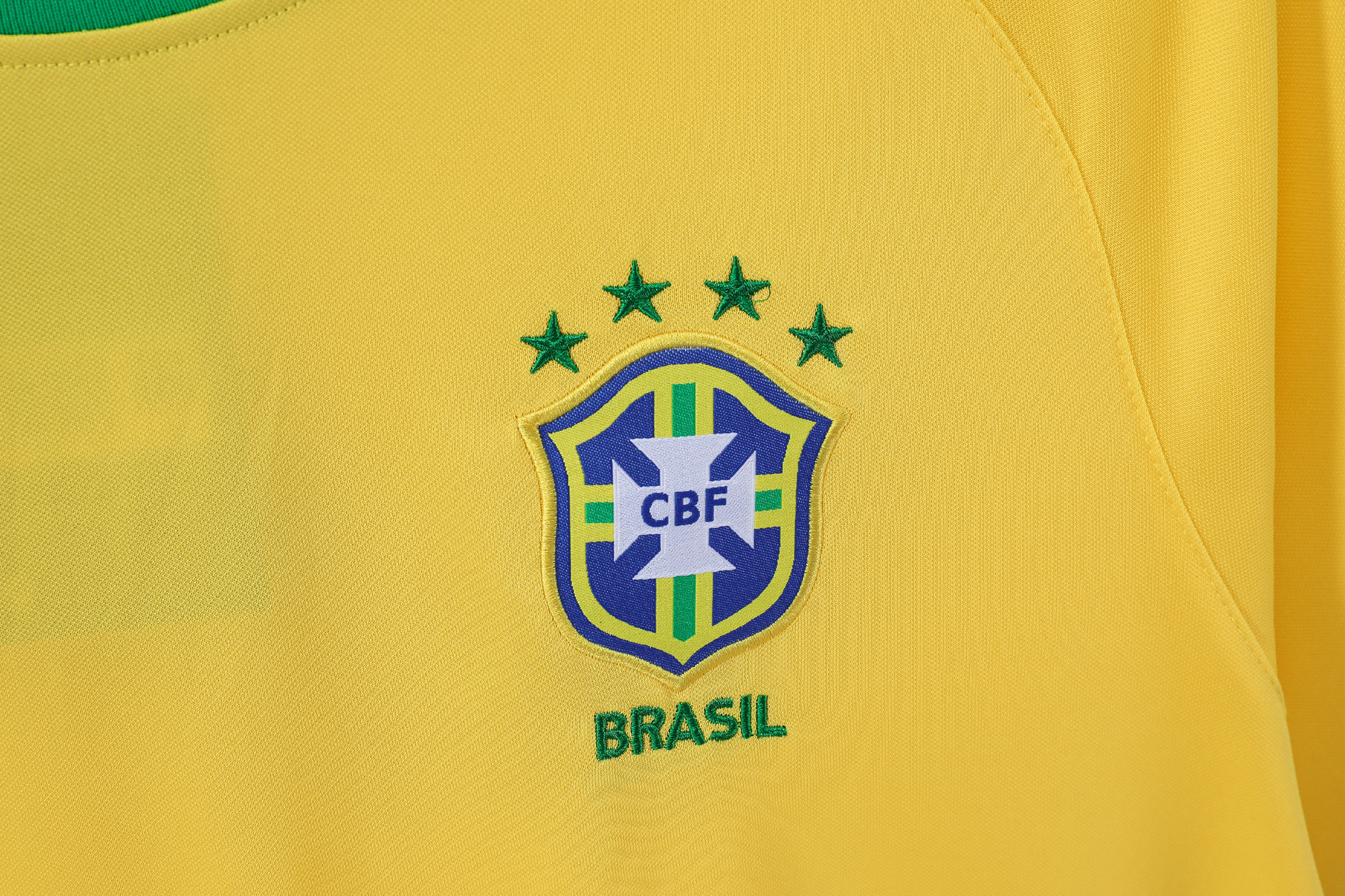 Retro 2000 Brazil home S-XXL