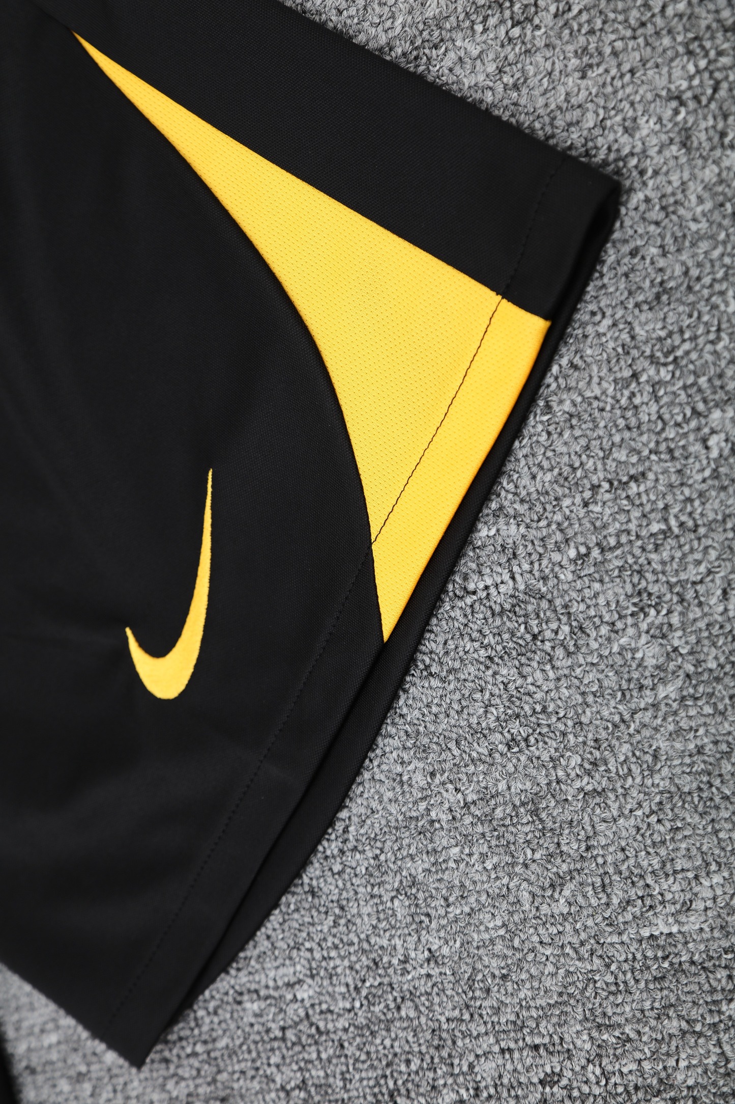 25/26 Inter Milan training blue-yellow vest set fan version S-XXL