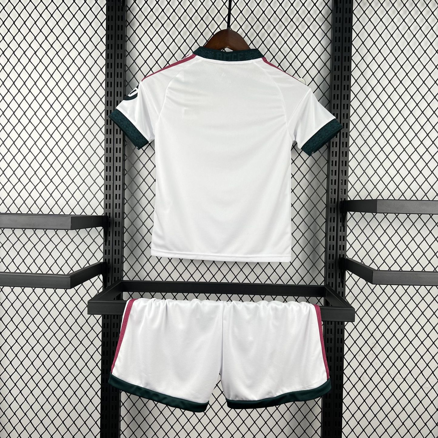 26/27 re@l Medrid home kids size 16-28