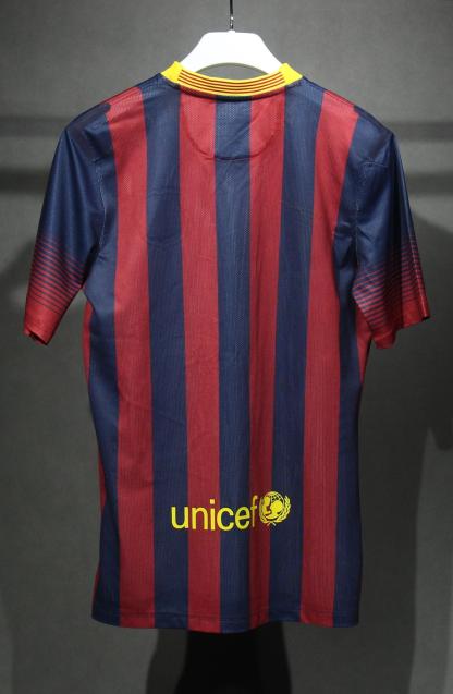 Retro 13/14 Barcelona Home player version Size S-3XL