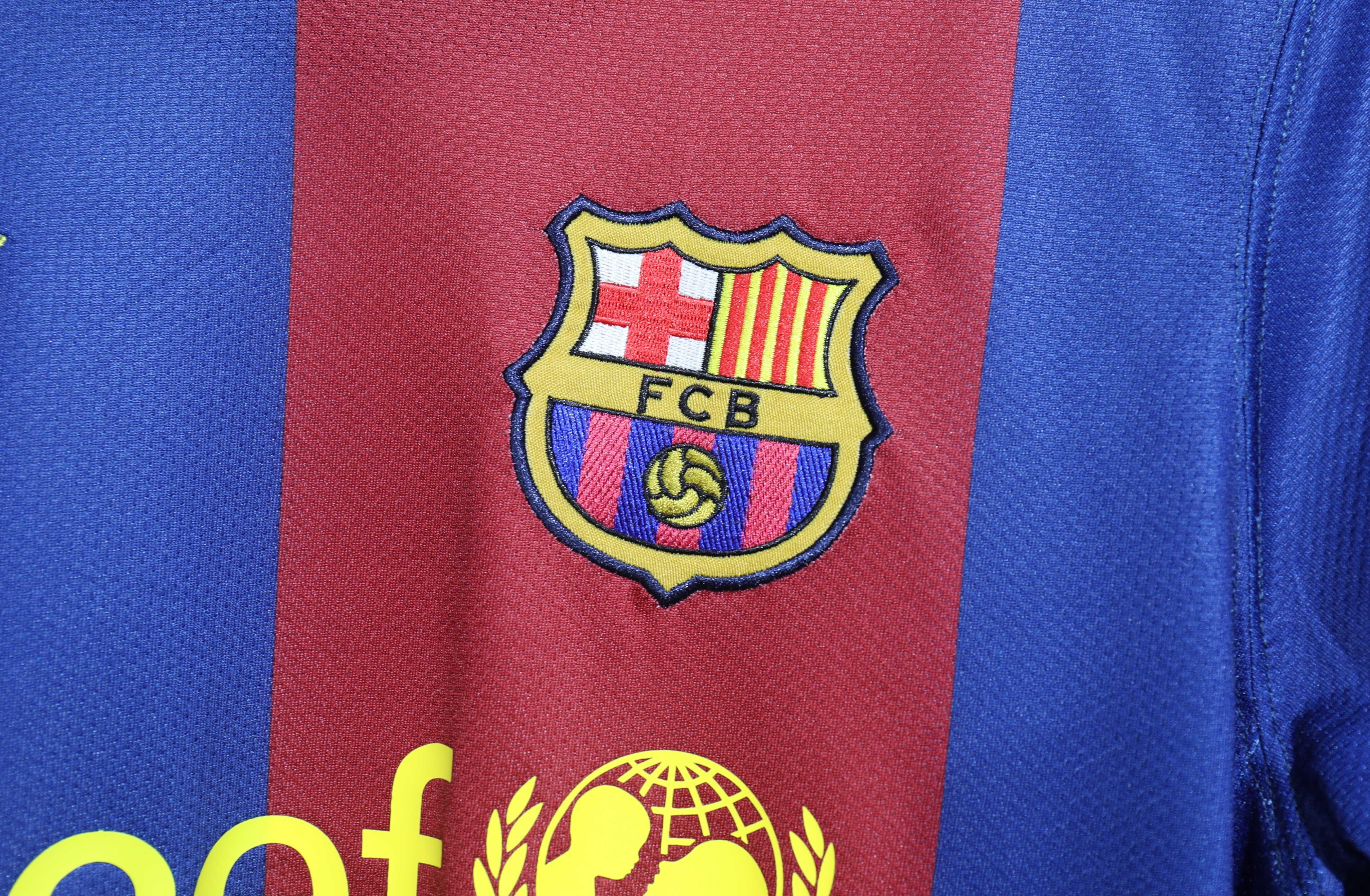 Retro 06/07 Barcelona Home player version Size S-3XL
