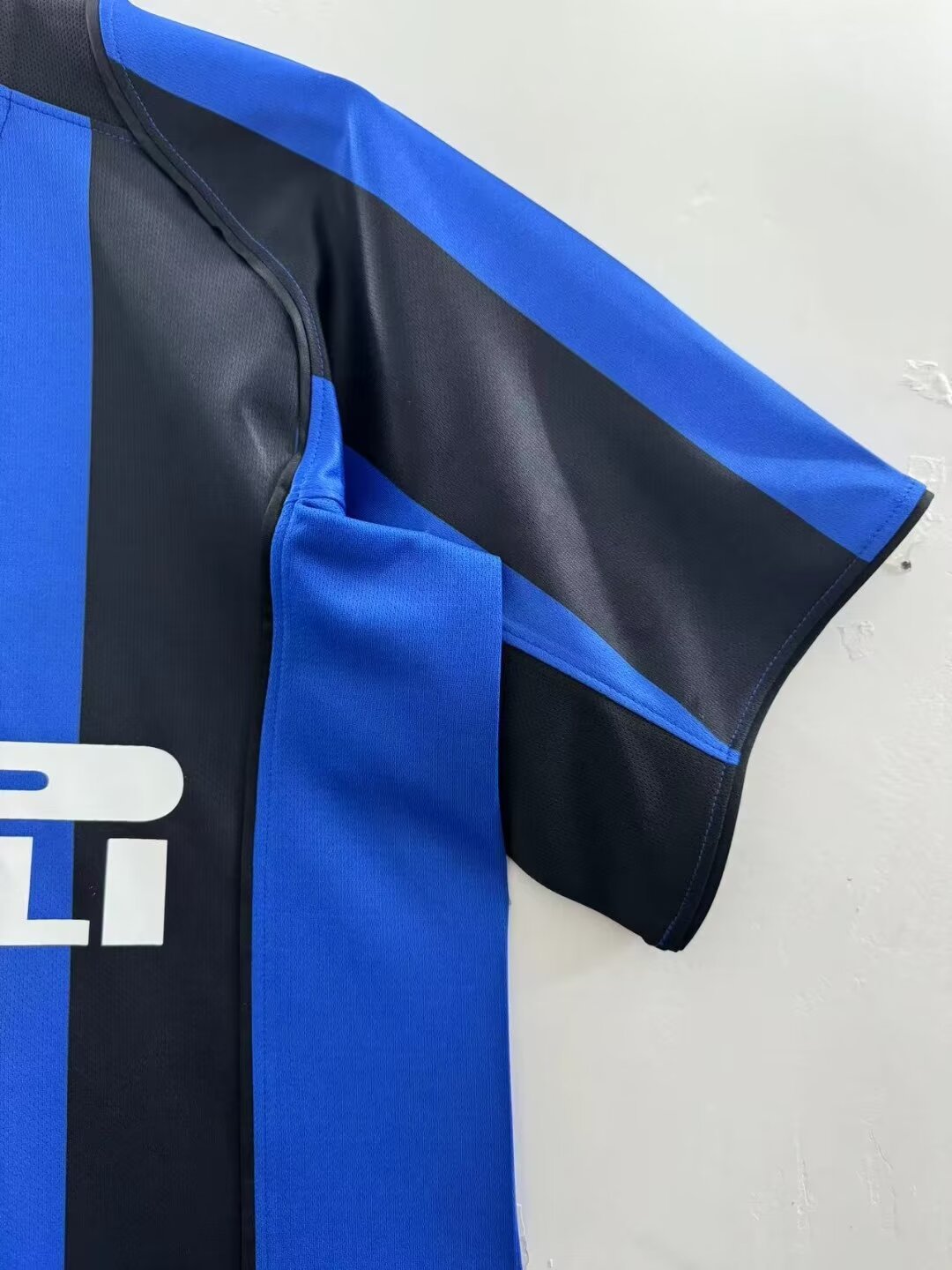 04/05 Inter Milan home retro version S-XXL