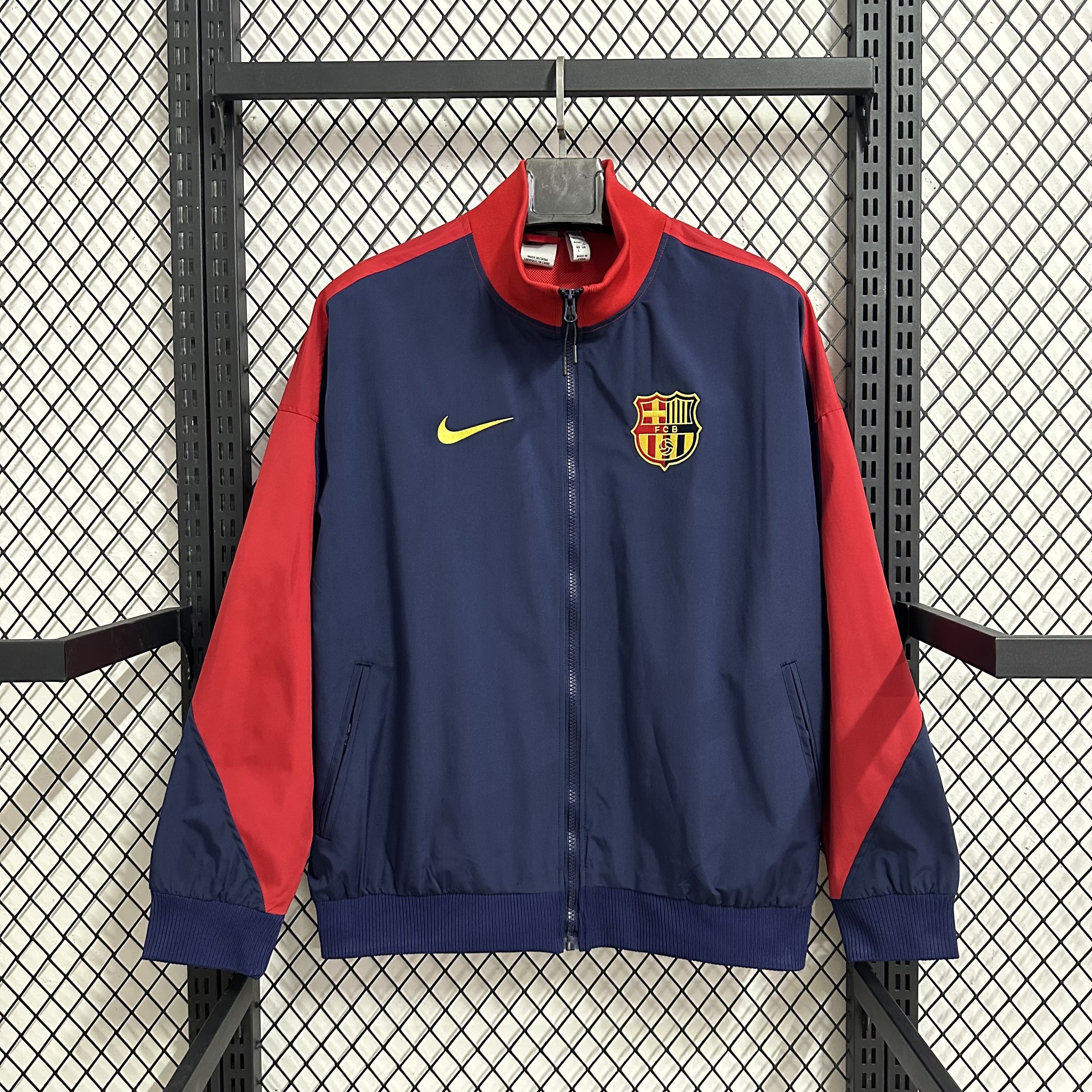 25/26 Windbreaker Barcelona training Royal Blue-Red Waterproof thickened version S-XXL