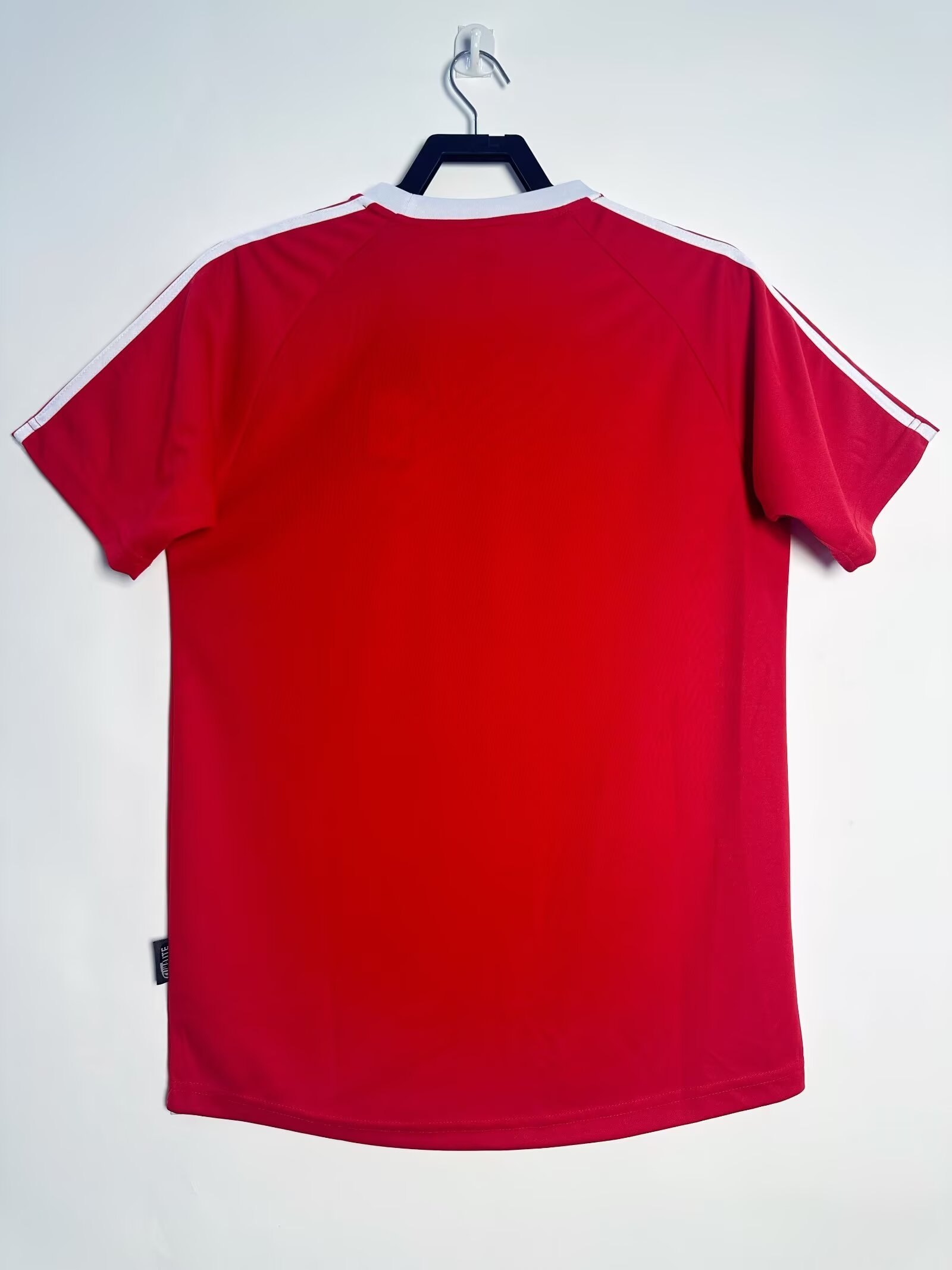 01/02 Bayern home UEFA Europa League retro version S-XXL