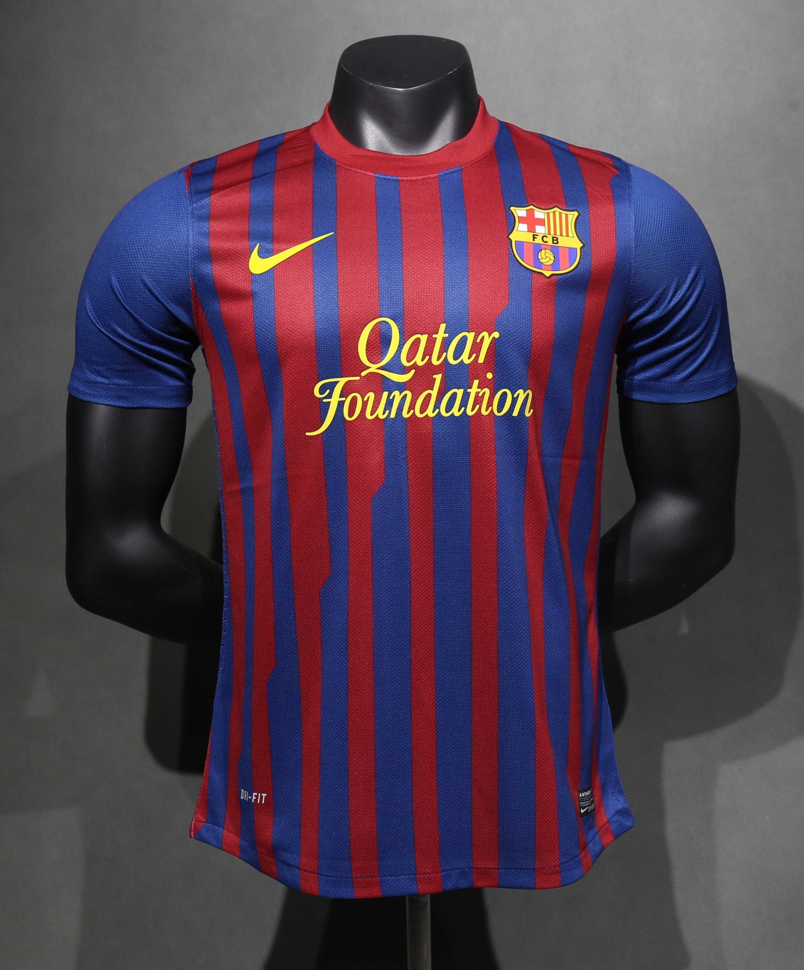 Retro 11/12 Barcelona Home player version Size S-3XL