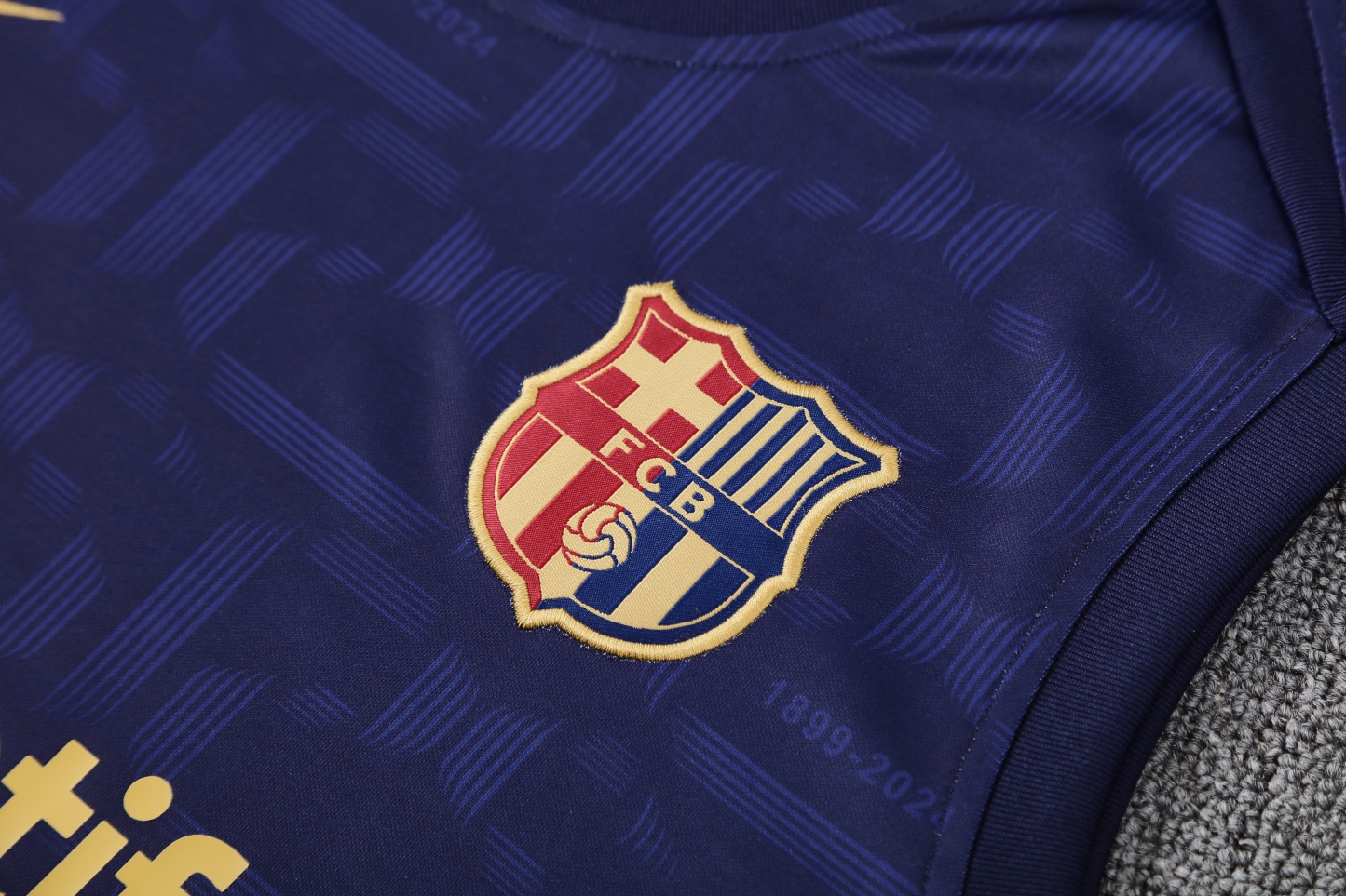 25/26 Barcelona special vest training suit 