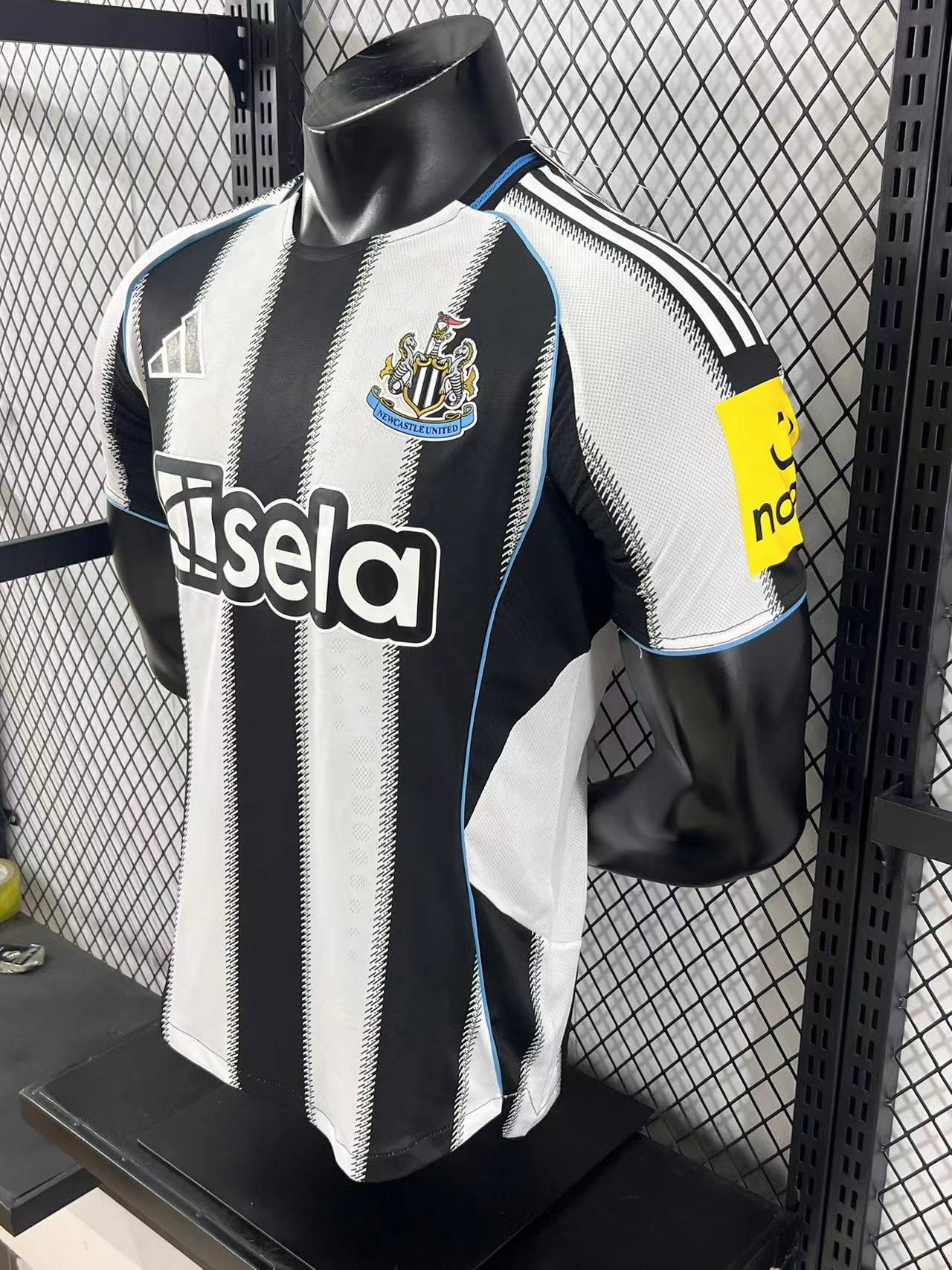 25/26 Newcastle United home player version S-XXL