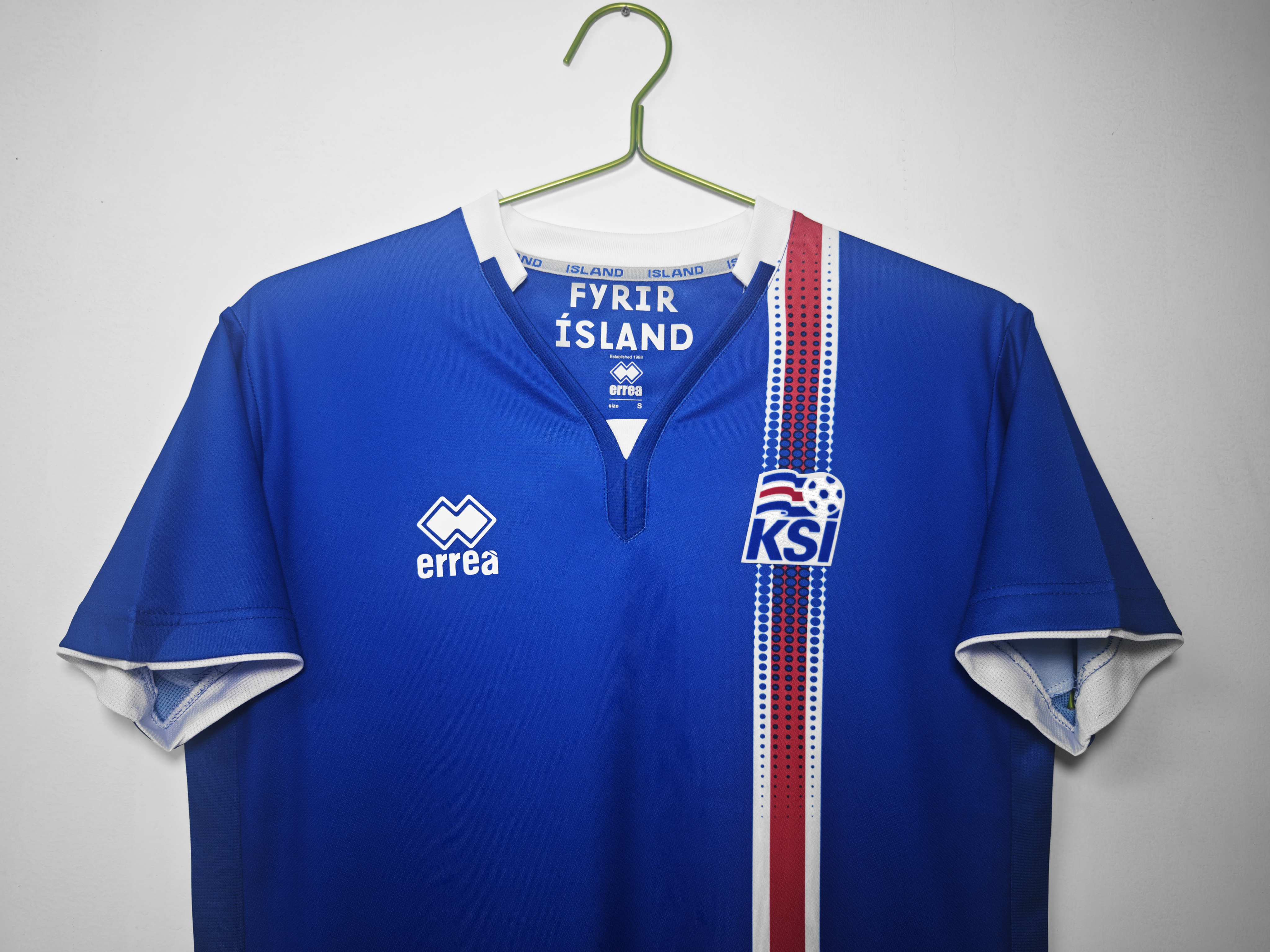 2016/17 Iceland home Retro version S-XXL