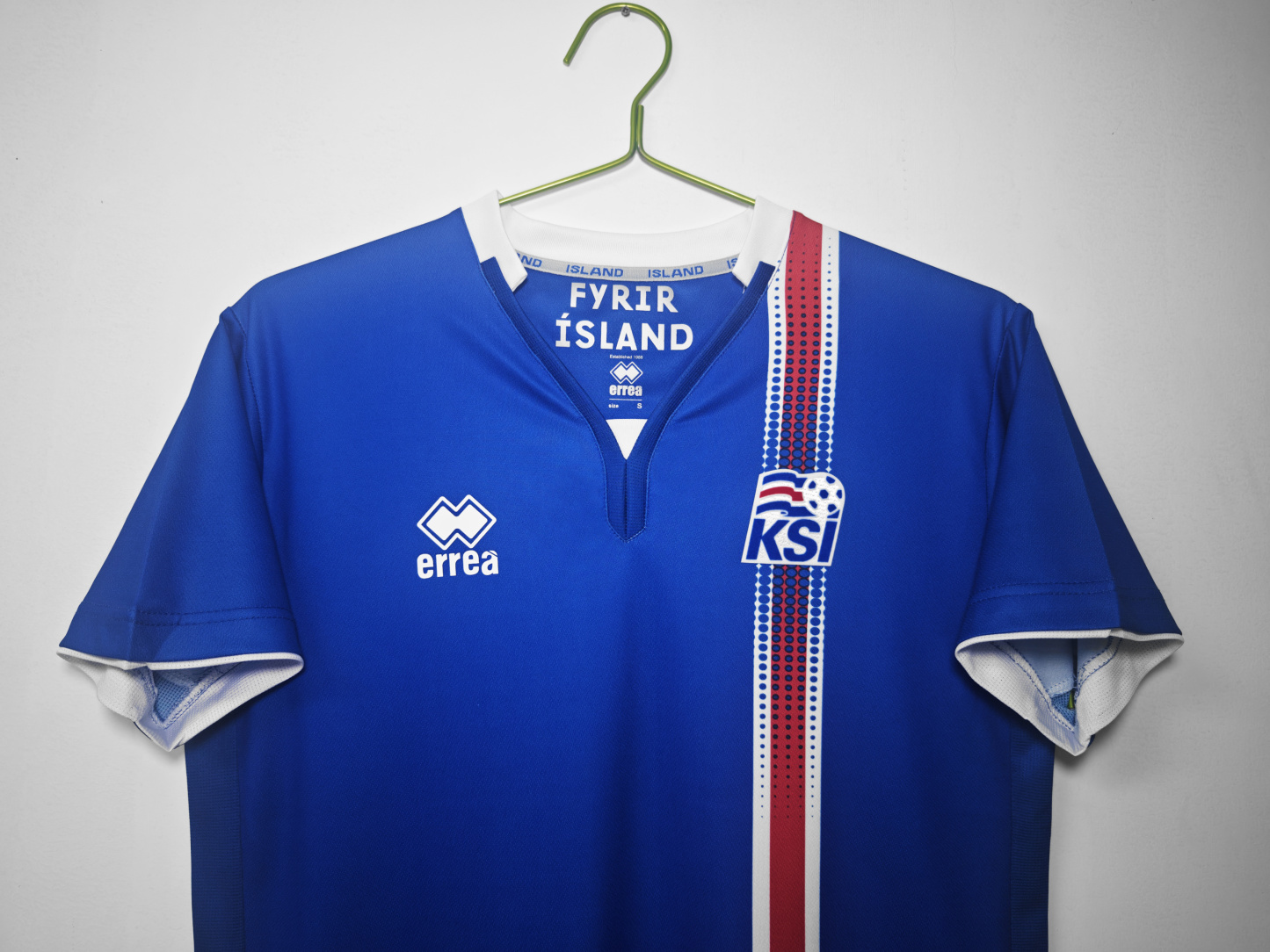 2016/17 Iceland home Retro version S-XXL