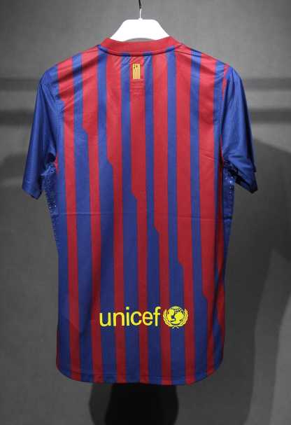 Retro 11/12 Barcelona Home player version Size S-3XL