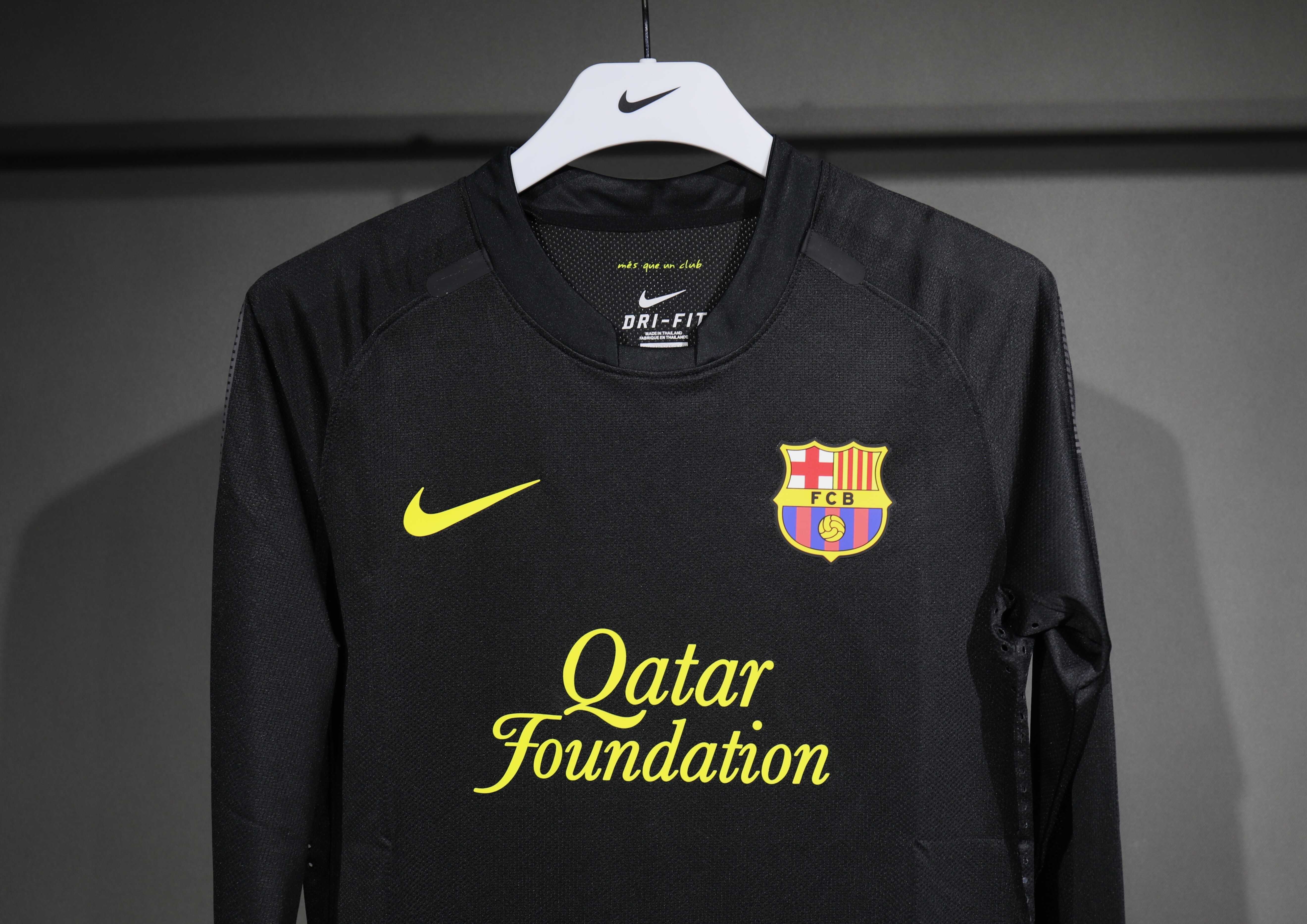 Retro 11/12 Barcelona Away long sleeve player version Size S-3XL