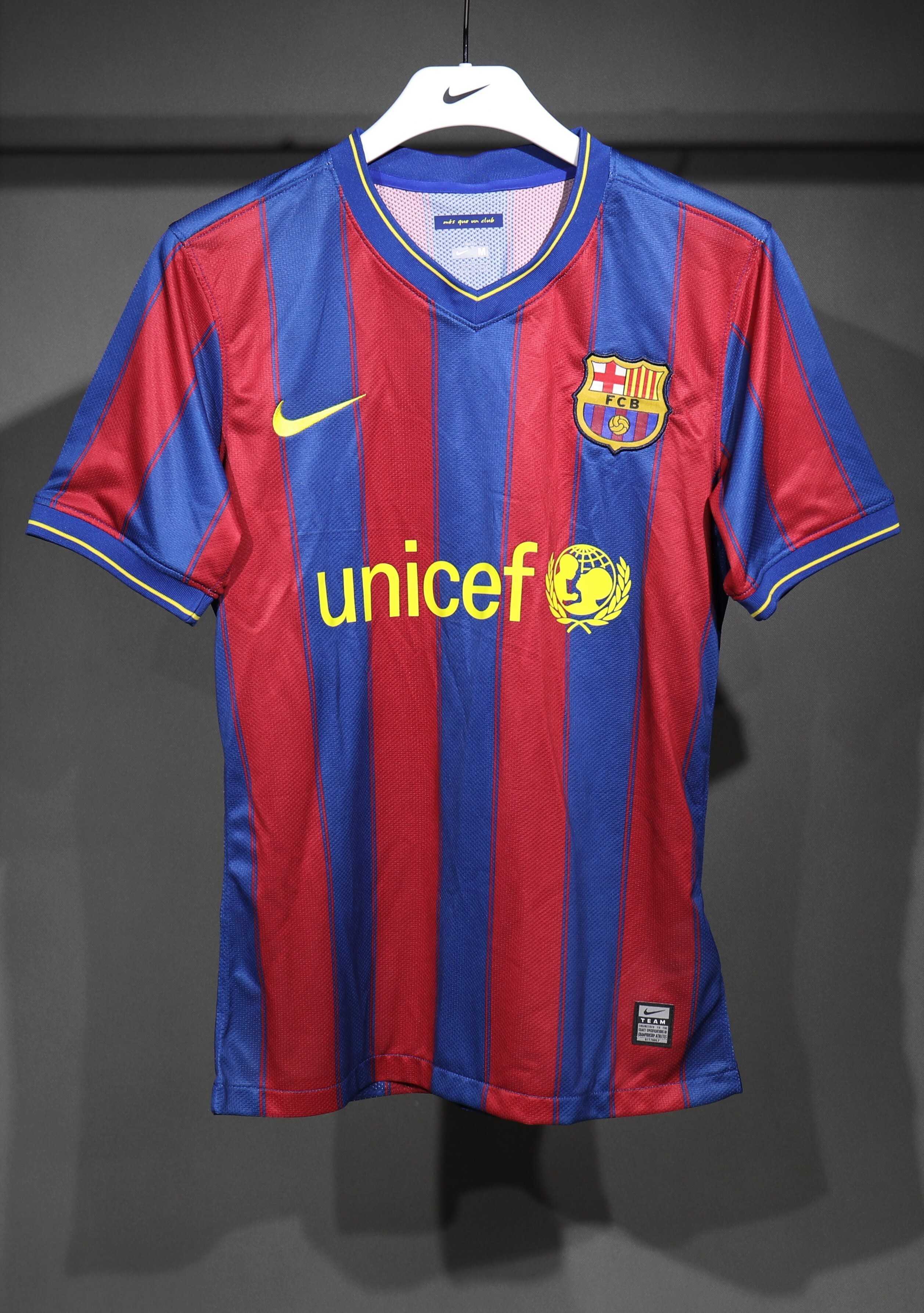 Retro 09/10 Barcelona Home player version Size S-3XL