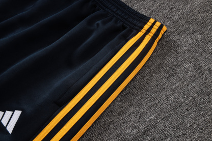 26/27 re@l Medrid White (yellow triangle) Full-Zip Jacket Suit