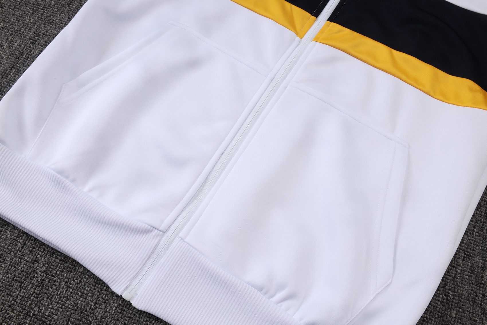 26/27 re@l Medrid white Full-Zip Jacket Suit