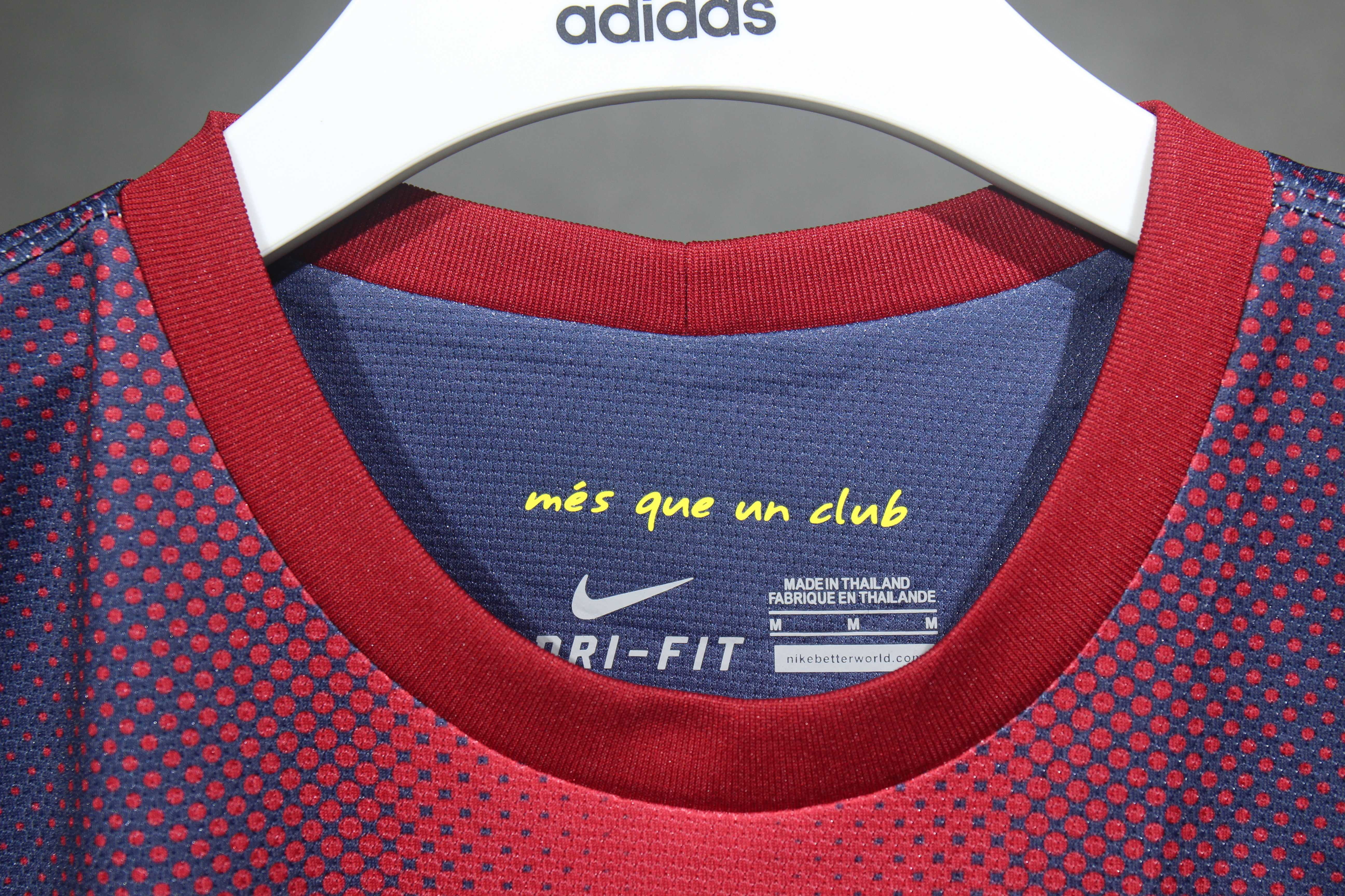 Retro 12/13 Barcelona Home player version Size S-3XL