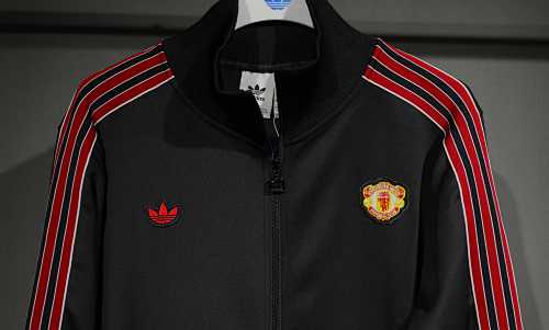 25/26 Manchester United M-U black Full-Zip Jacket Suit