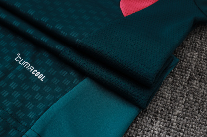 26/27 re@l Medrid green training suit S-XXL