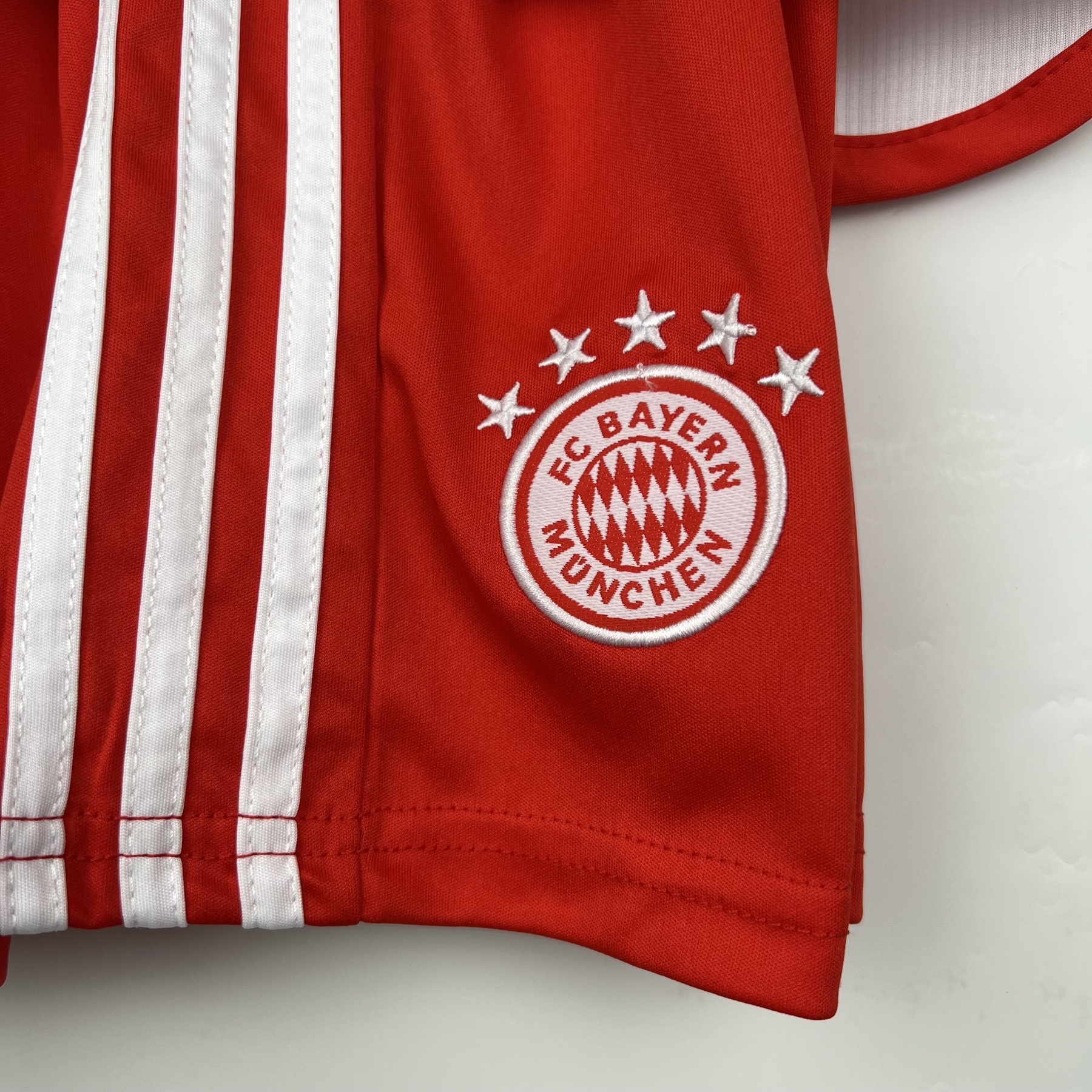 23/24 Kids Bayern Munich home size: 16-28