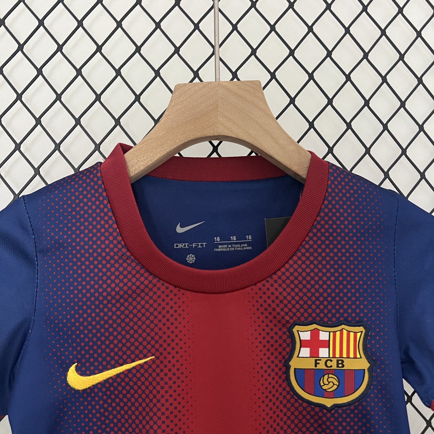 Retro Kids 12/13 Barcelona home size:16-28