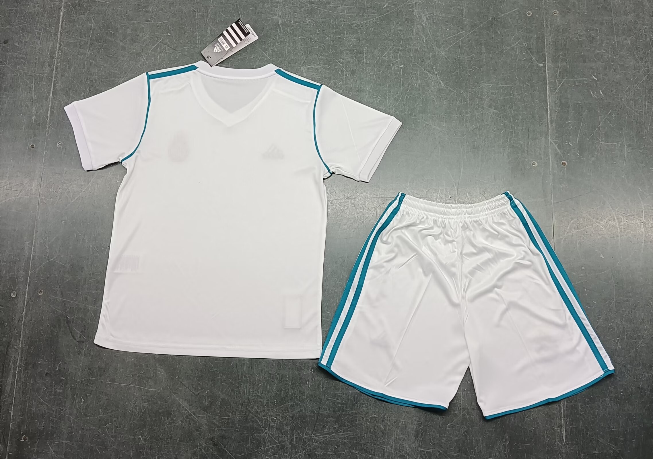 Retro Kids 17-18 Real Madrid Home Jersey