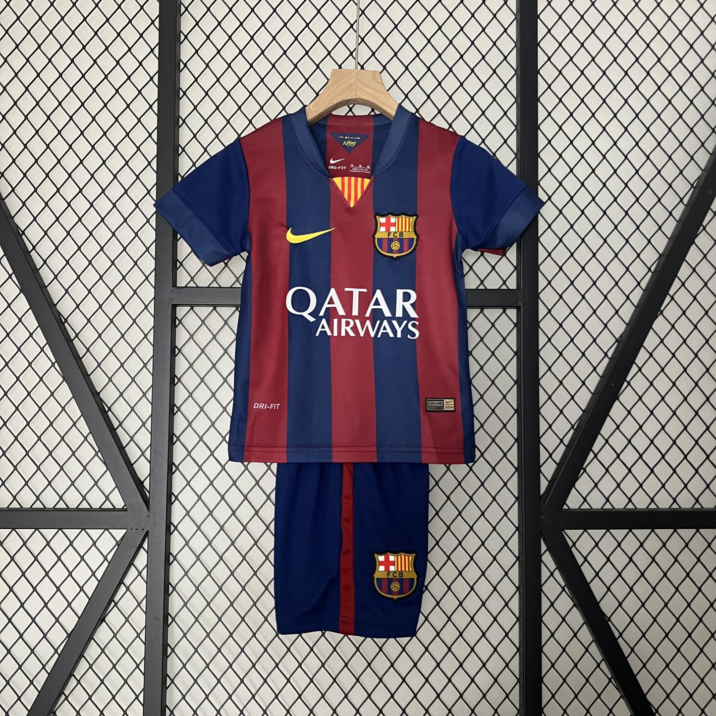 Retro Kids 14/15 Barcelona home size:16-28