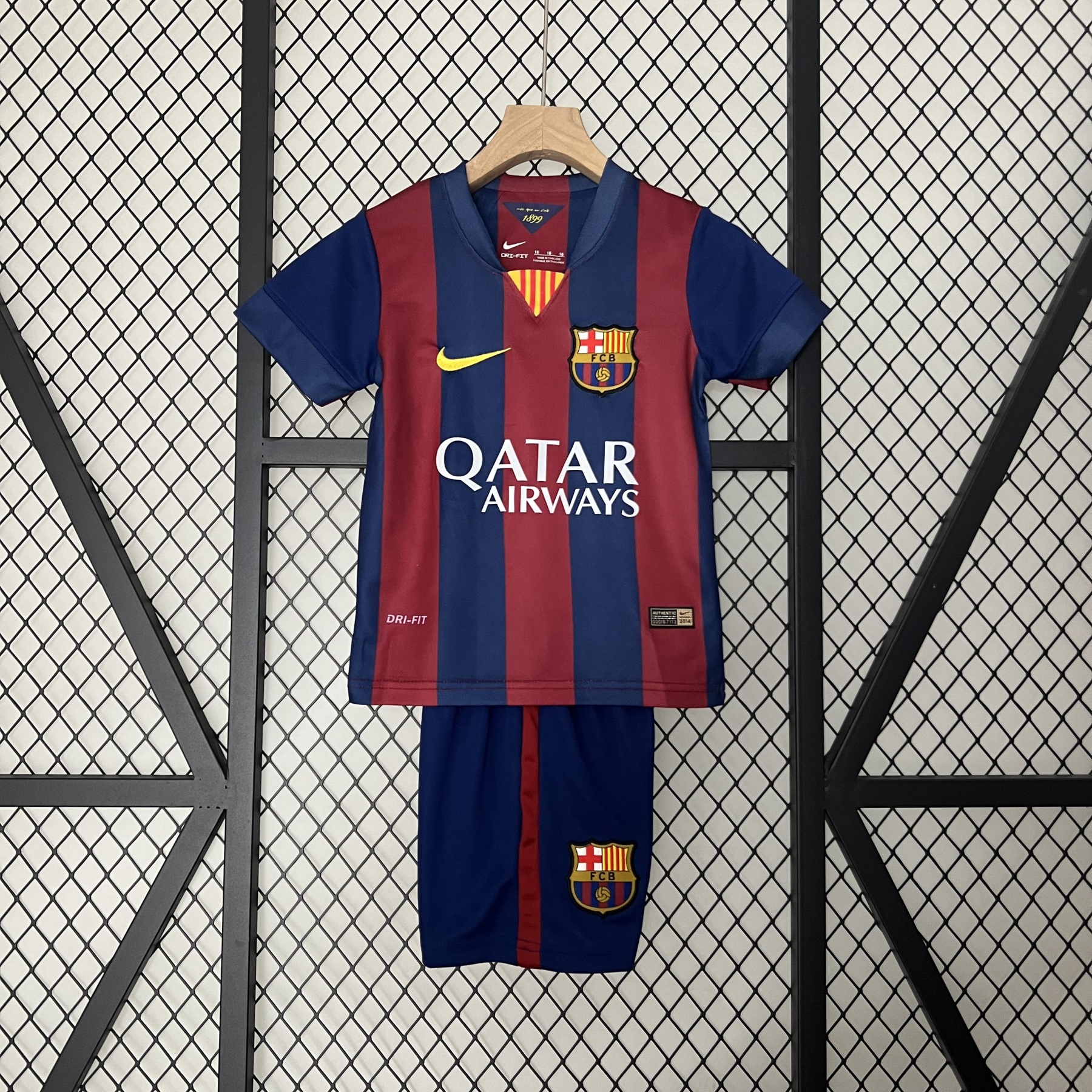 Retro Kids 14/15 Barcelona home size:16-28