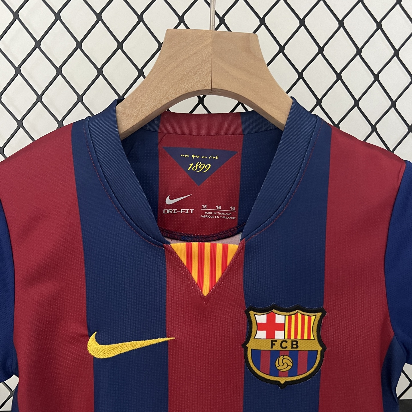 Retro Kids 14/15 Barcelona home size:16-28