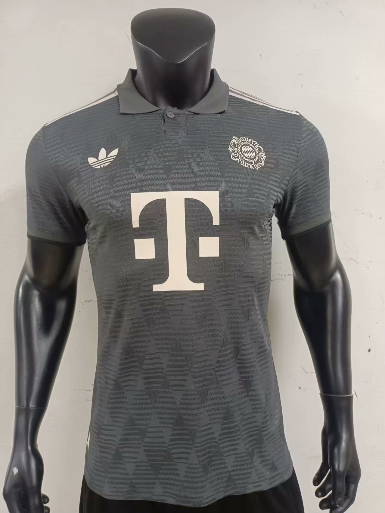 24/25 Bayern Oktoberfest special player version S-XXL