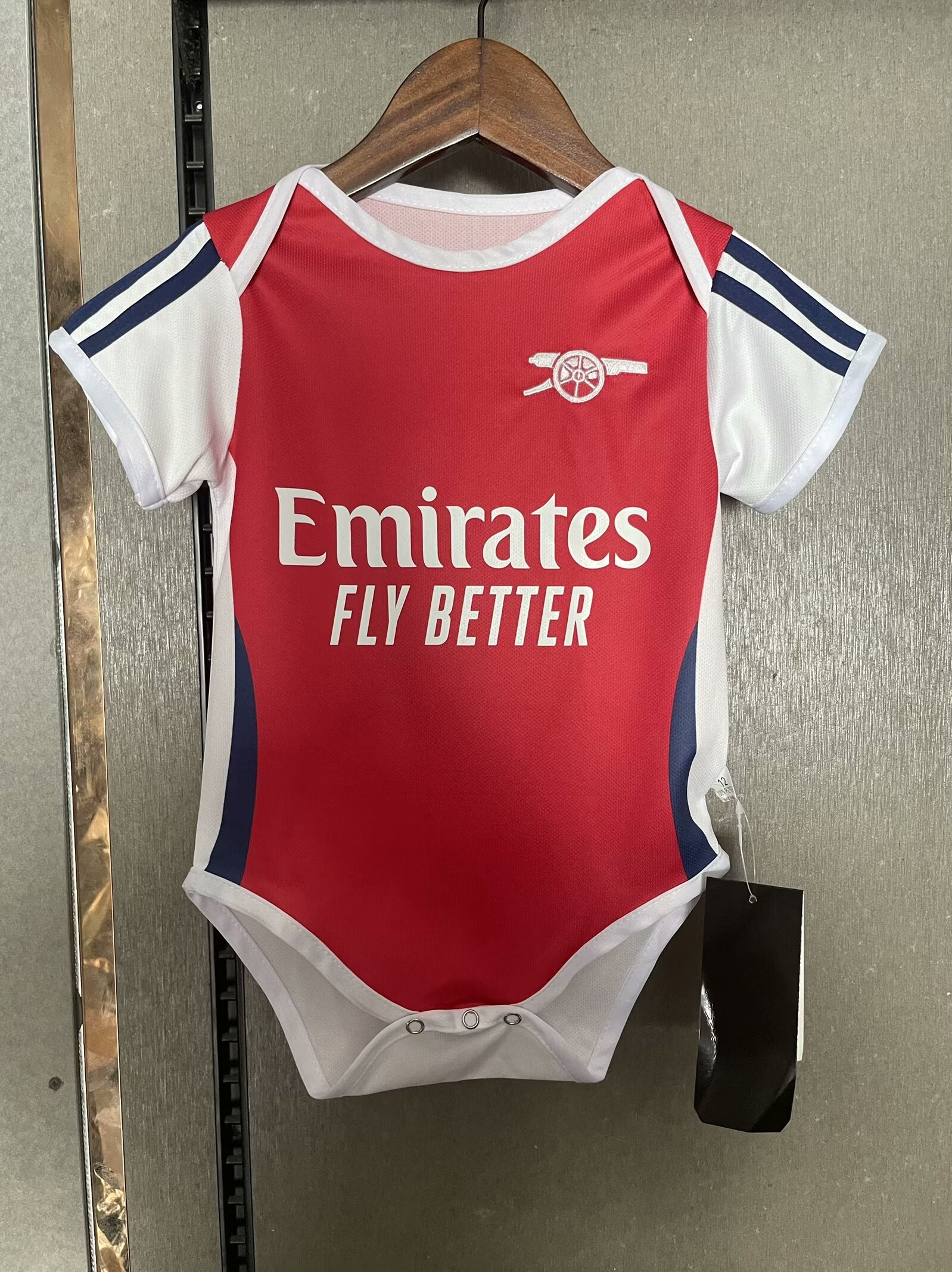 24/25 Arsenal home baby size: 9-12