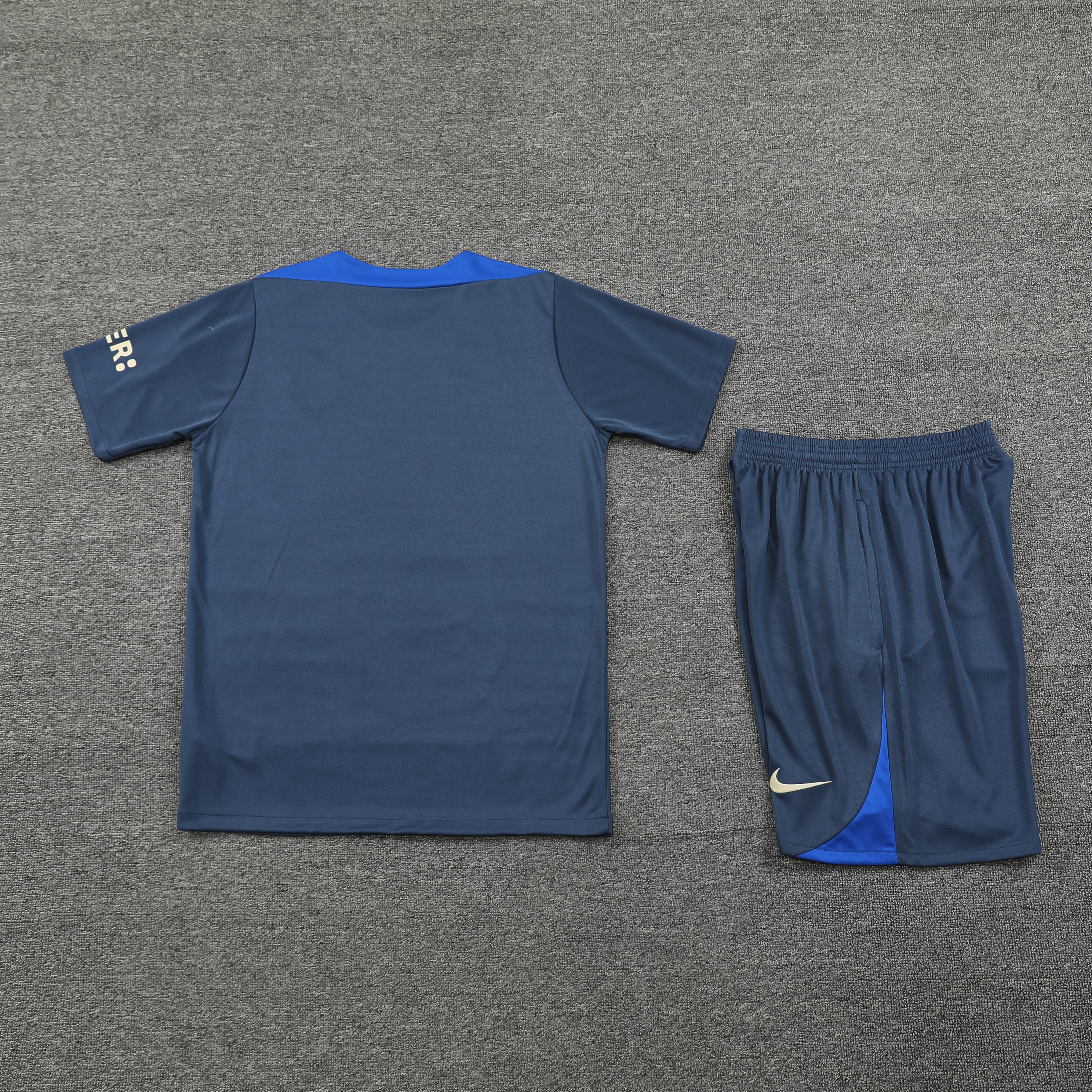 24/25 Inter Milan training grey set fan version S-XXL